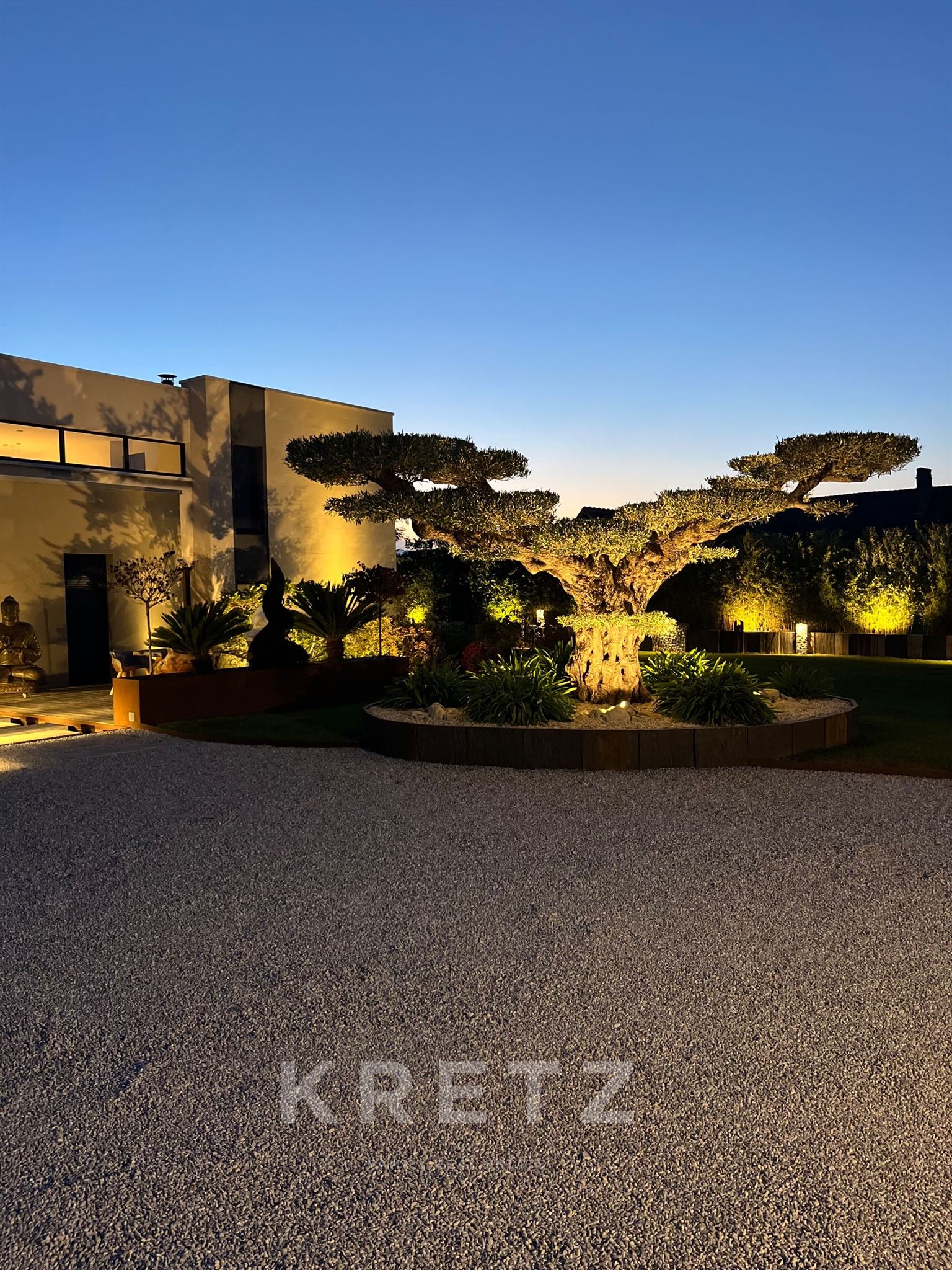 Rare Contemporary Architect’s House in the Pays d’Auge (2020) – 280 m² Garden 2000m2