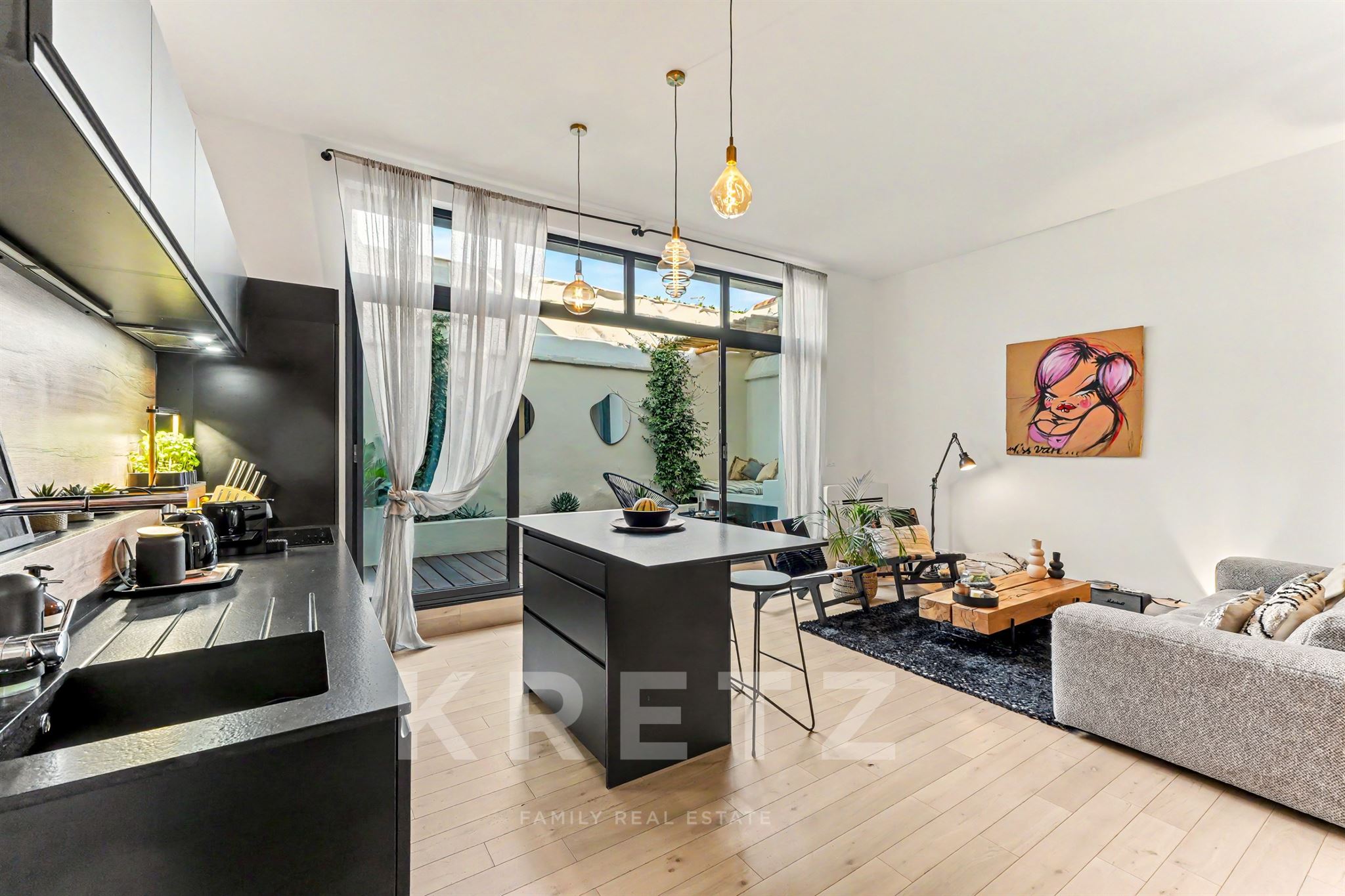EXCLUSIVITÉ KRETZ FAMILY REAL ESTATE — LOFT CONTEMPORAIN AVEC PATIO — TOULOUSE BONNEFOY