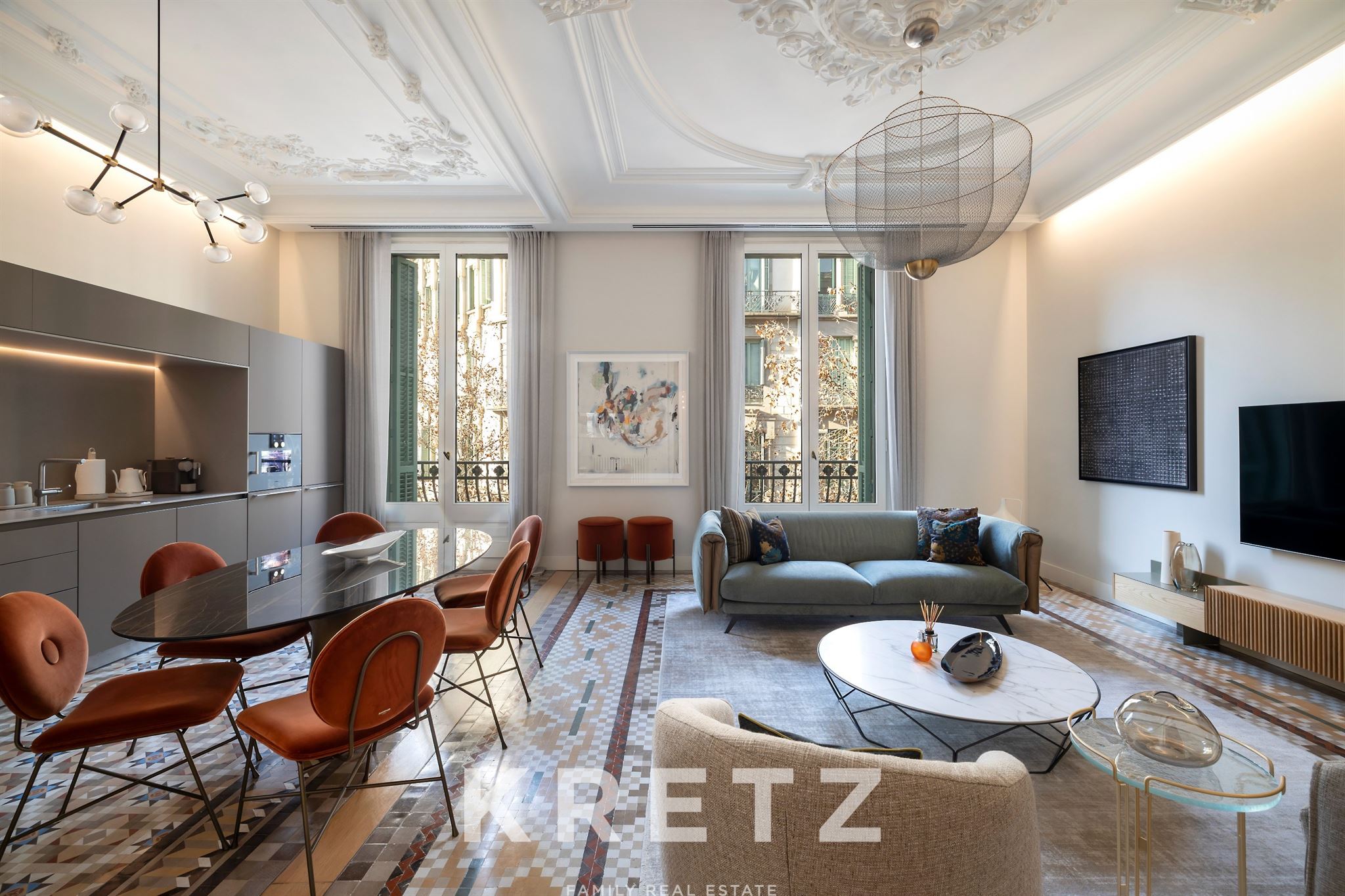 Exclusive apartment in the historic Casa Burés - Barcelona