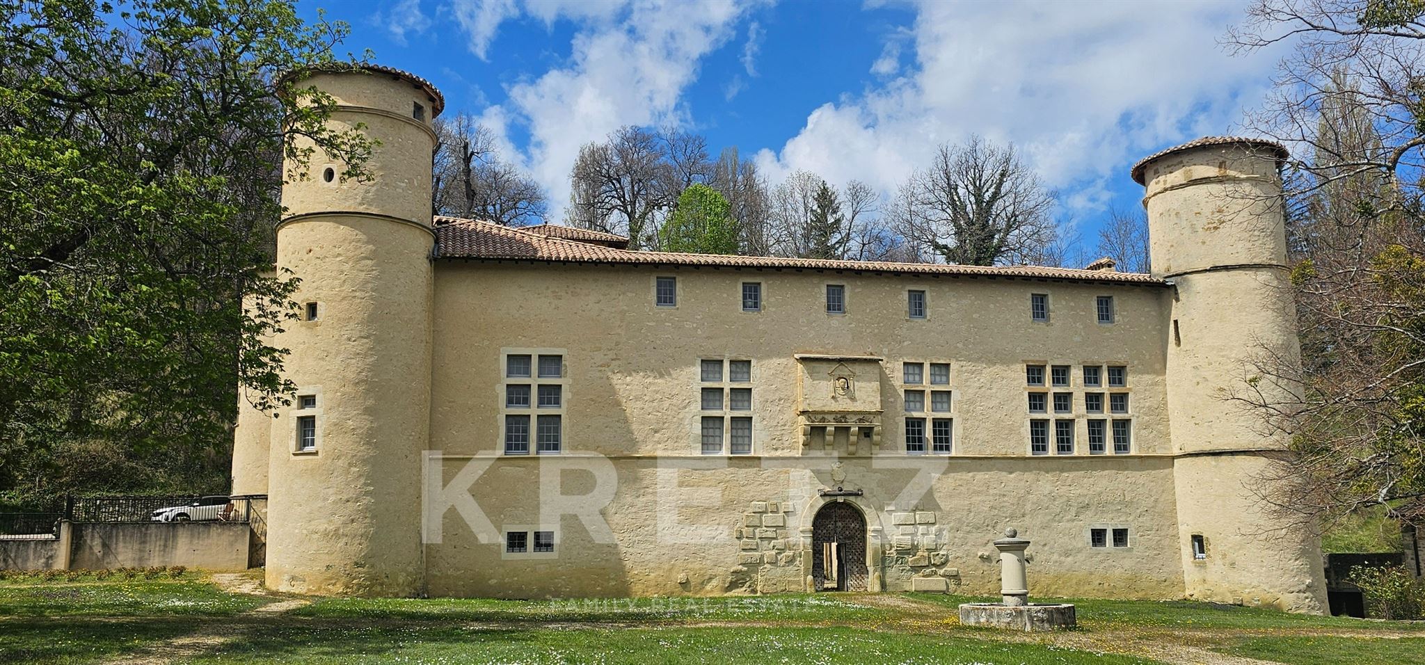 Exceptionnel Château restauré - Vue exceptionnelle