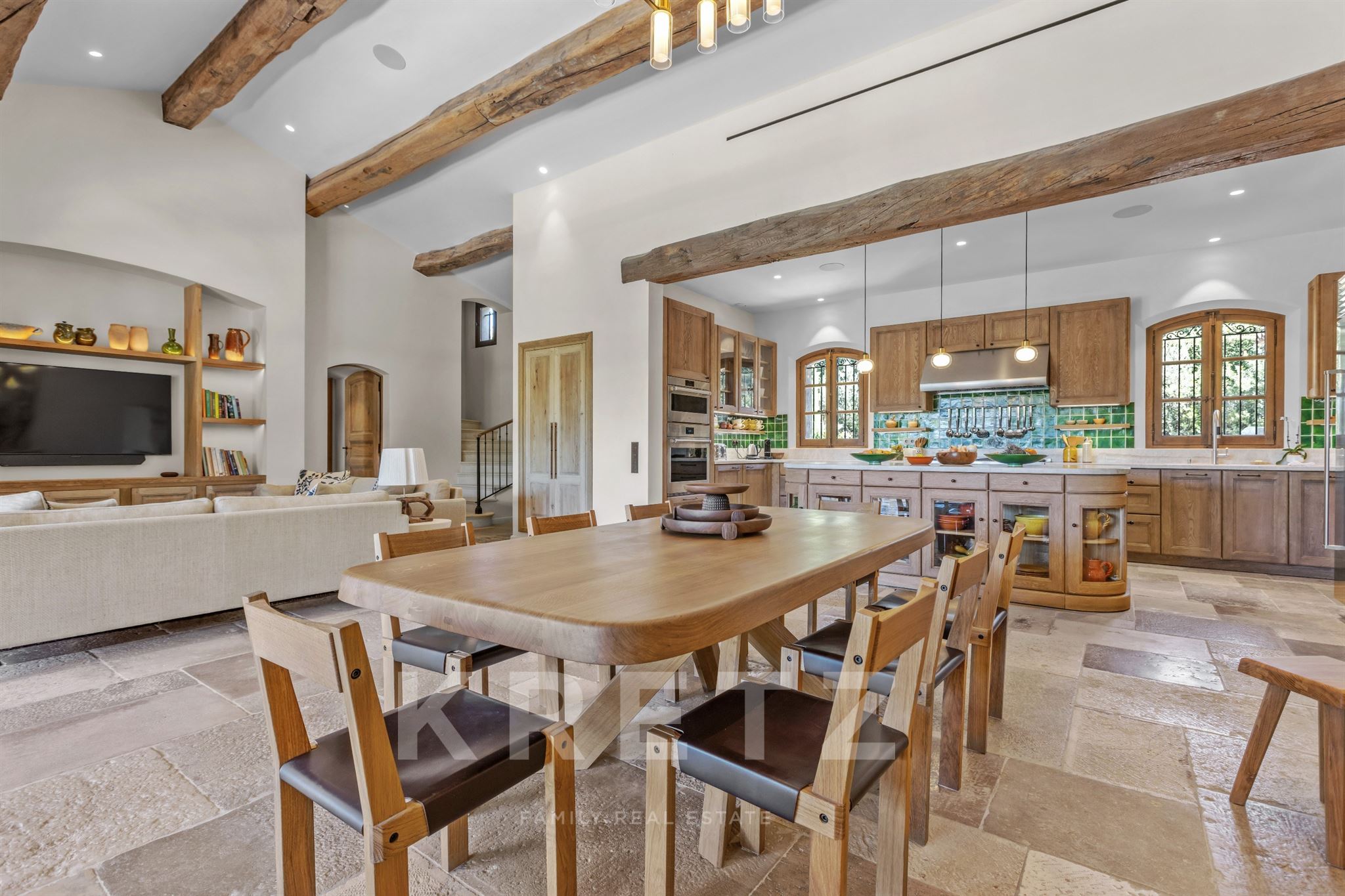 Saint-Tropez, stunning property near the town center.
