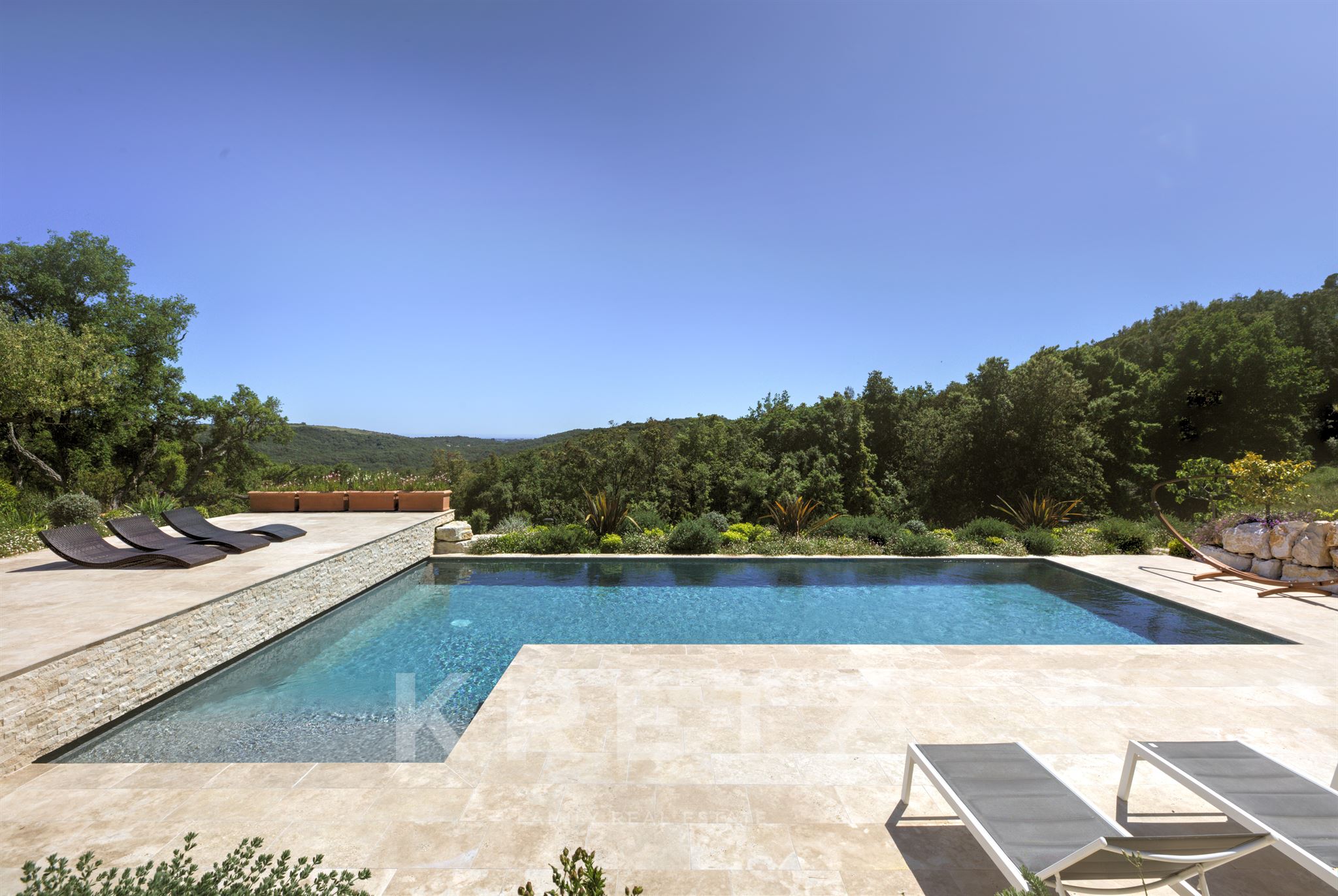 Provençal property- Private estate- Roquefort-les-pins