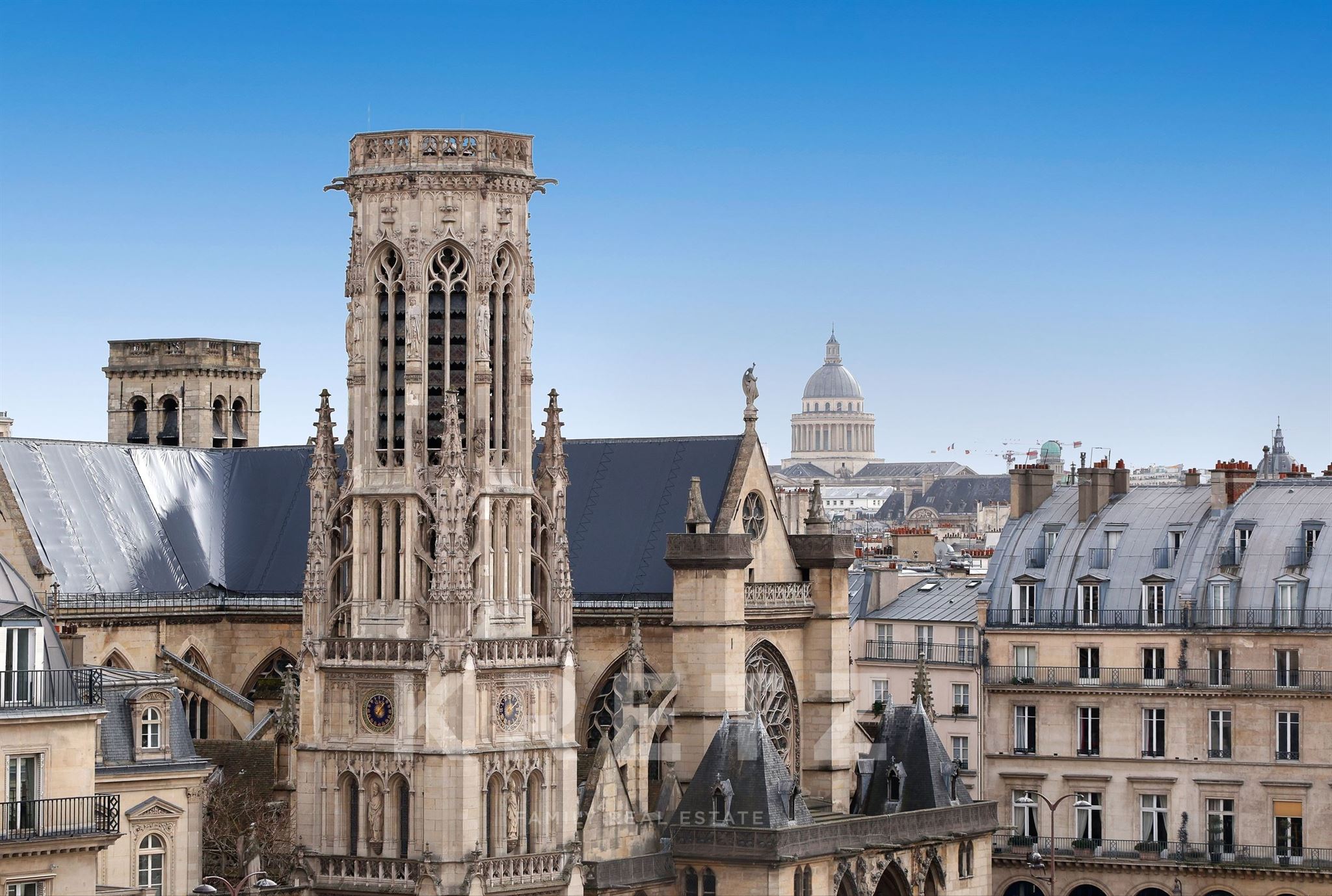 Iconic Views over the Louvre and the Seine – A Rare Top-Floor Duplex in Paris 1st