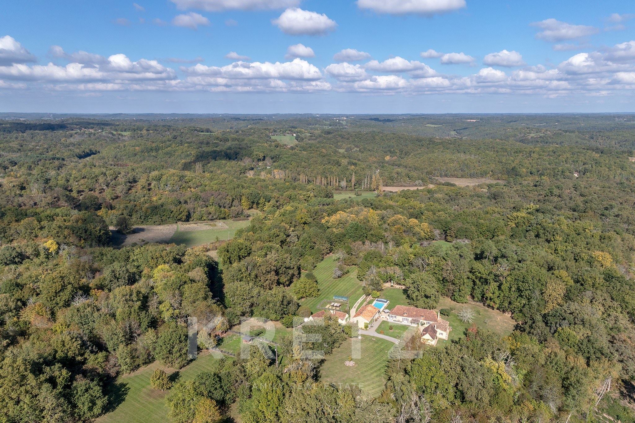 Charming 350m² property in the heart of the countryside