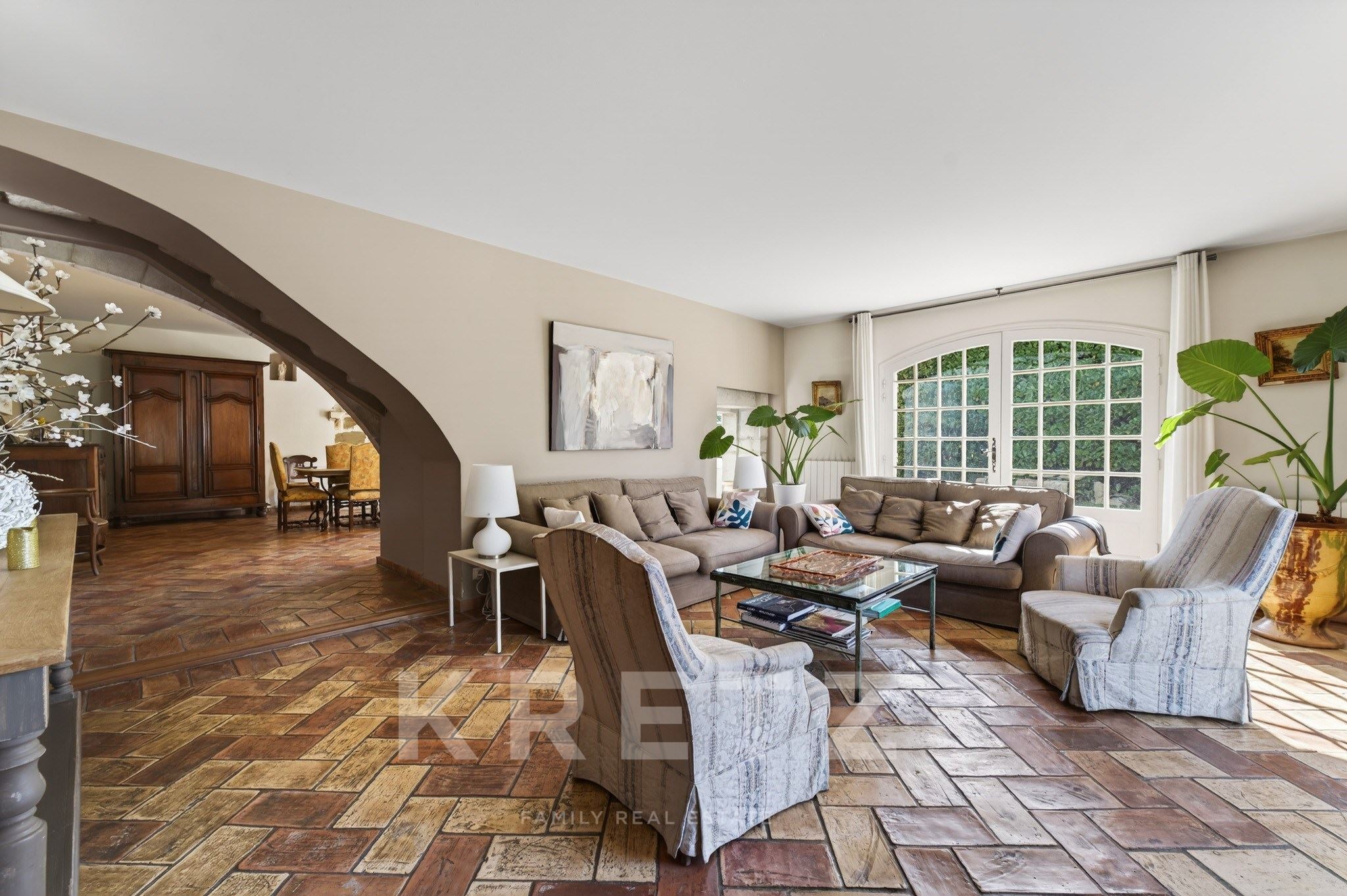 Authentic Provençal farmhouse with pool and outbuildings – Peaceful setting