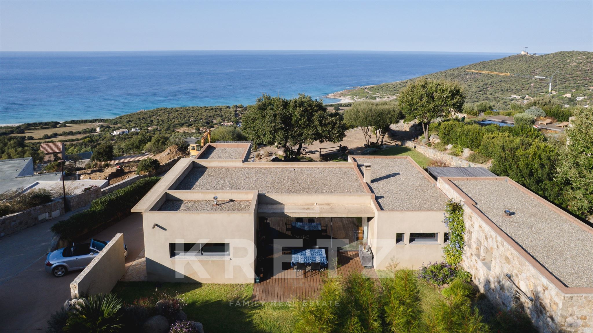 Corbara – Contemporary villa with exceptional sea view