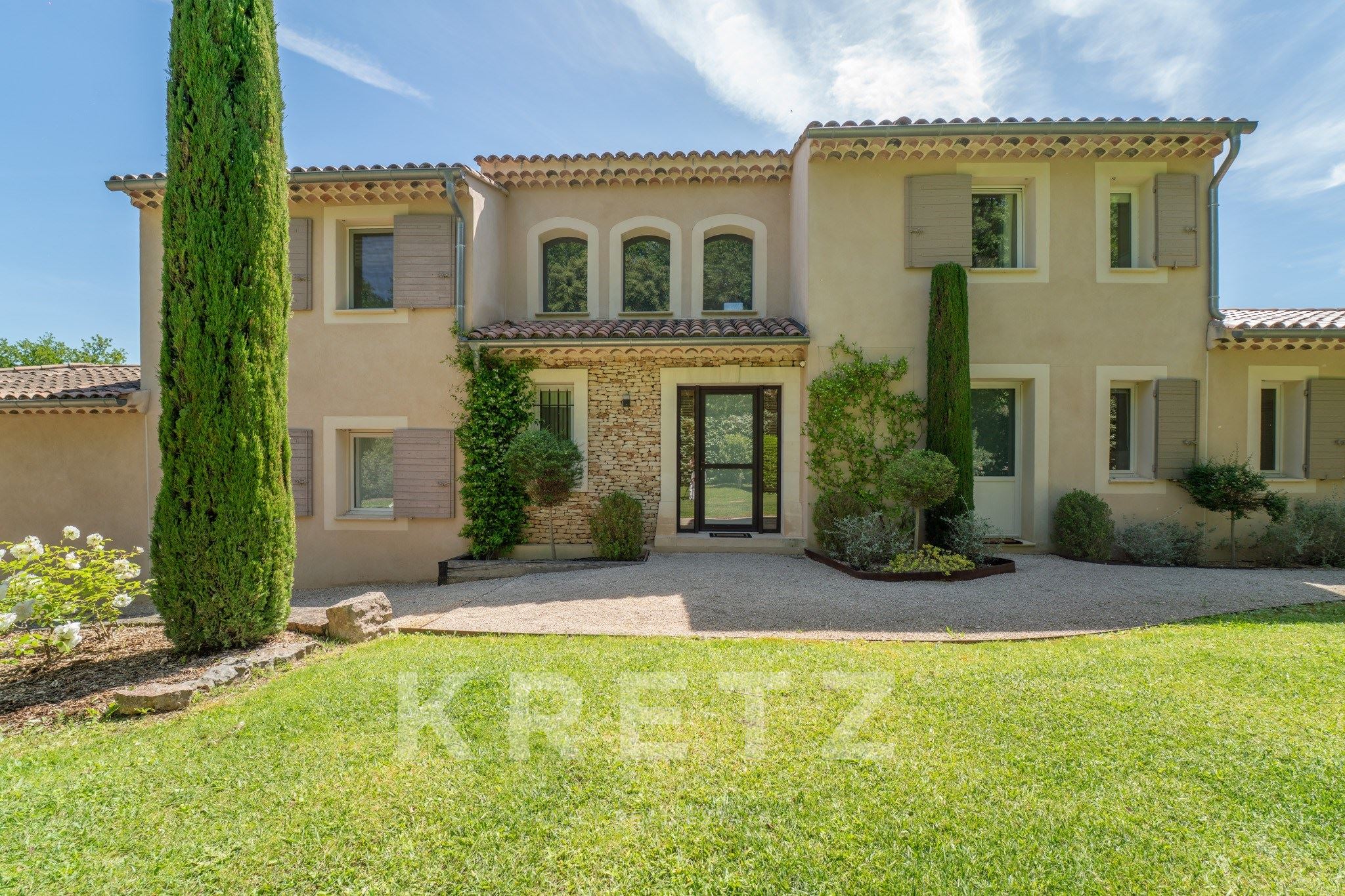 Saint Saturnin Les Apt, avec vue sur le Luberon, maison d'architecte de plus de 280m2