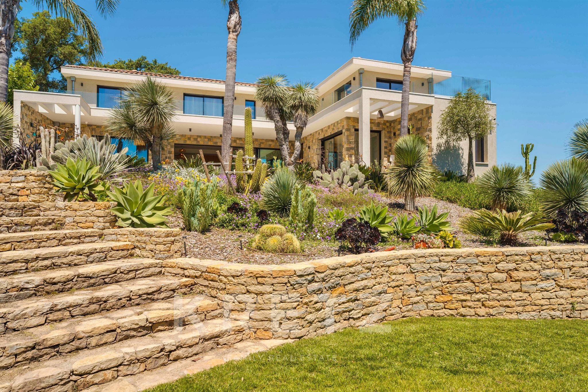 Carqueiranne - Sea View - Modern Villa