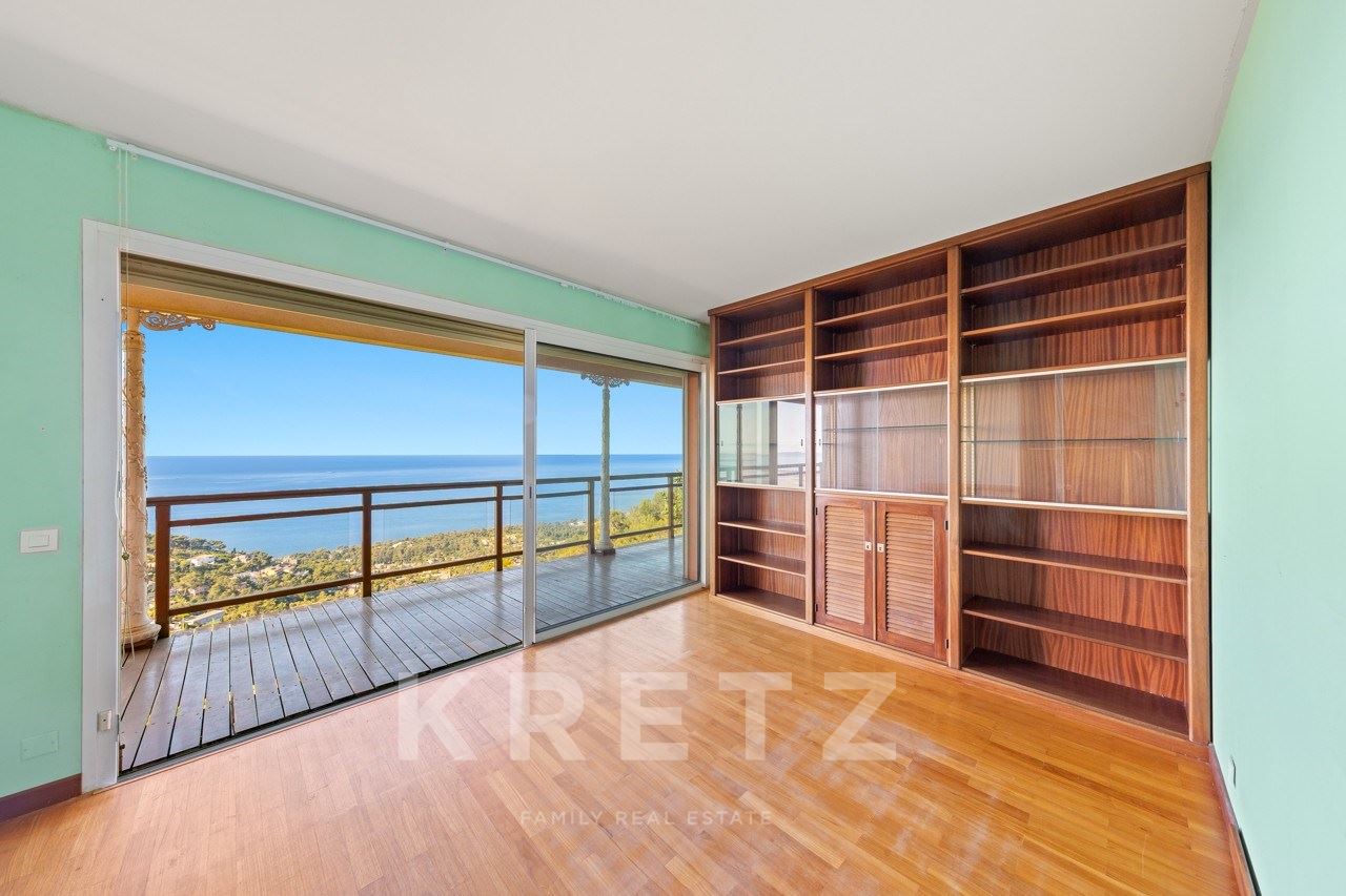 Carqueiranne – Architect - Designed Villa in La Californie