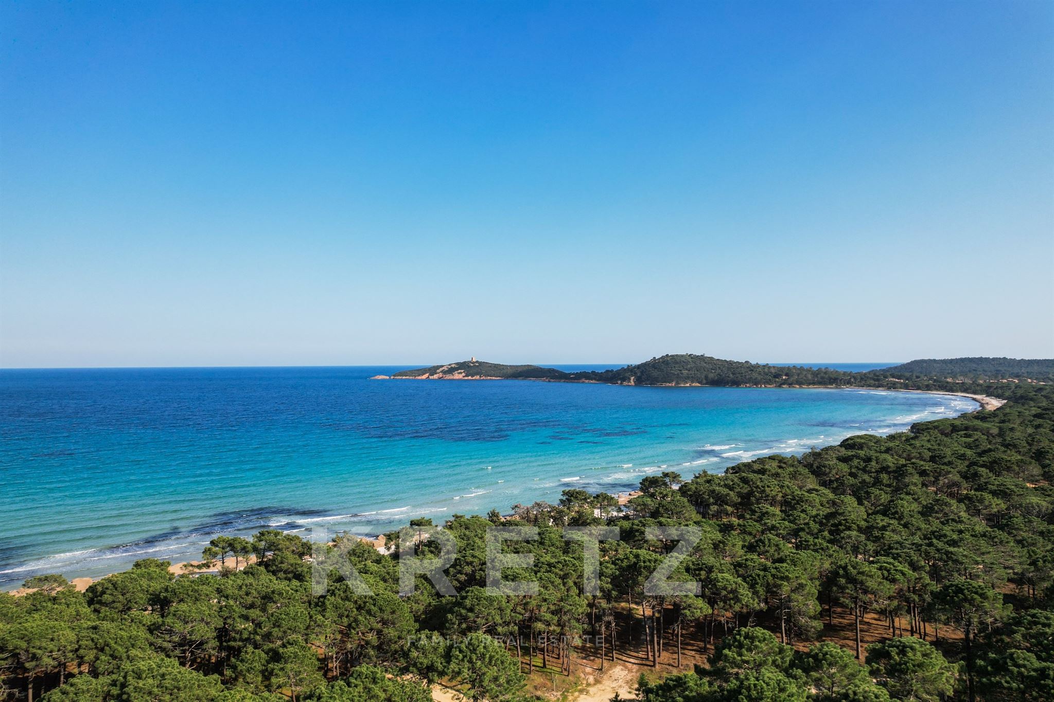 Villa d'exception avec piscine et vue mer