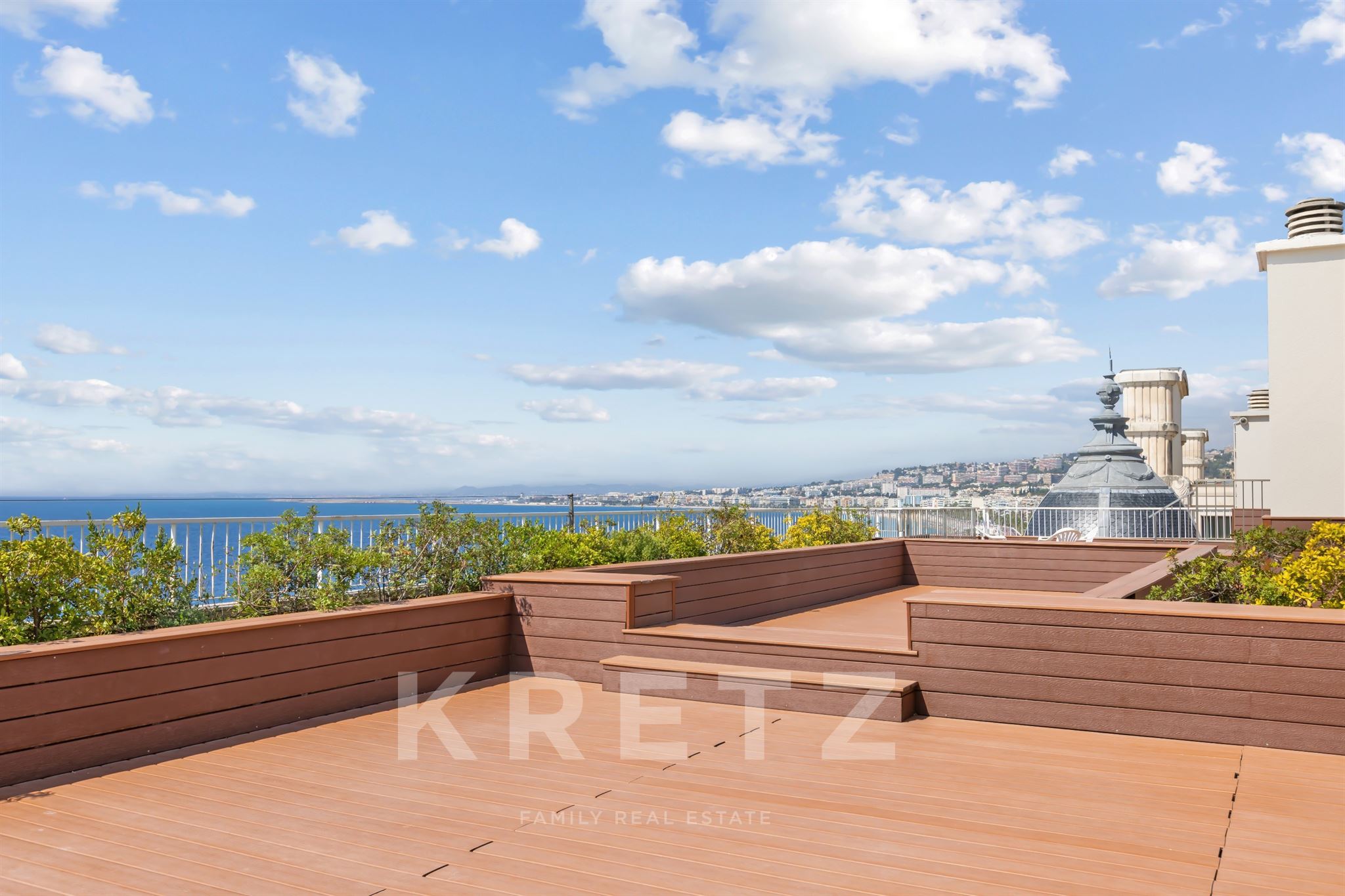 Appartement de Luxe sur la Promenade des Anglais – Carré d'Or-Vue mer