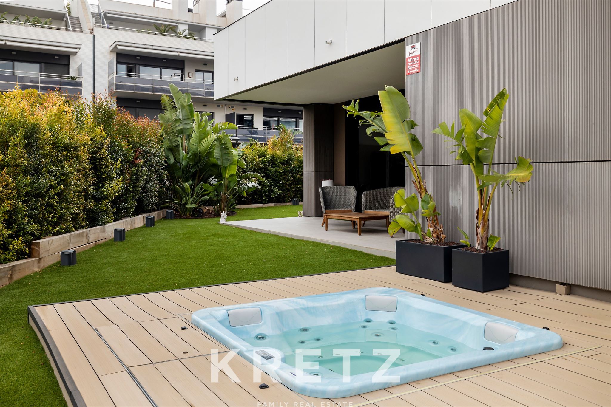 Apartment with Garden in Aiguadolç – Sitges
