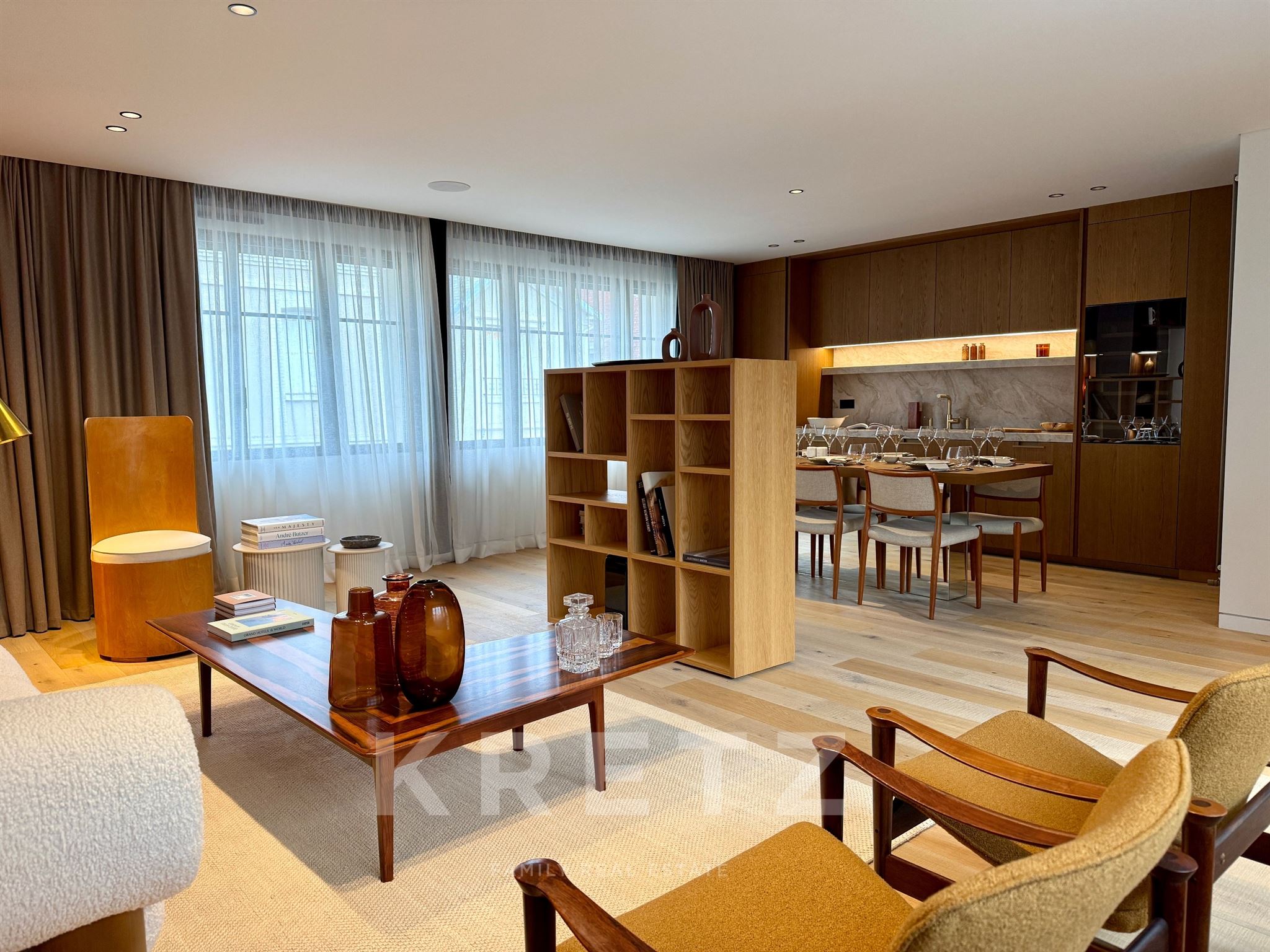 Deauville – Place Morny – Exceptionnal Architect-designed townhouse (2023) with garden, lift and gar