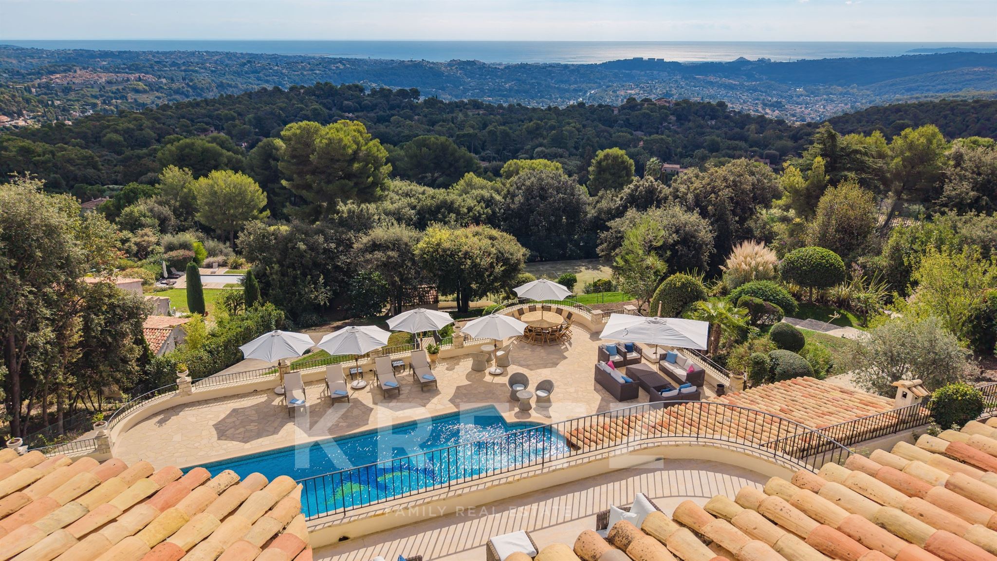 DOMAINE SECURISÉ- Propriété Vue mer panoramique SAINT PAUL DE VENCE