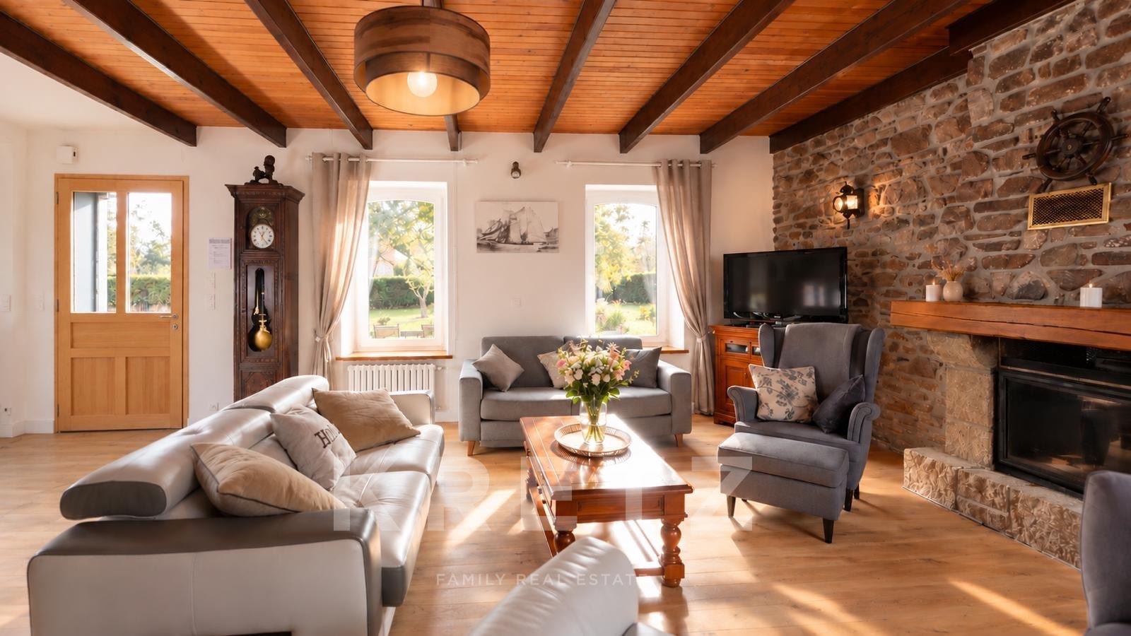 Paimpol – Elegant 19th-Century Stone House Just Steps from the Beach