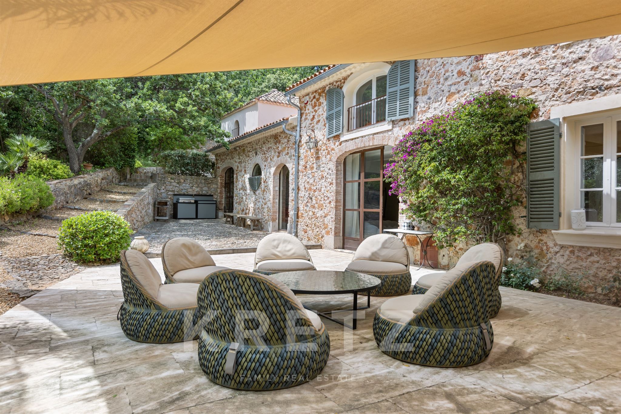 Hyères — Renovated 19th-Century Estate near Almanarre Beach