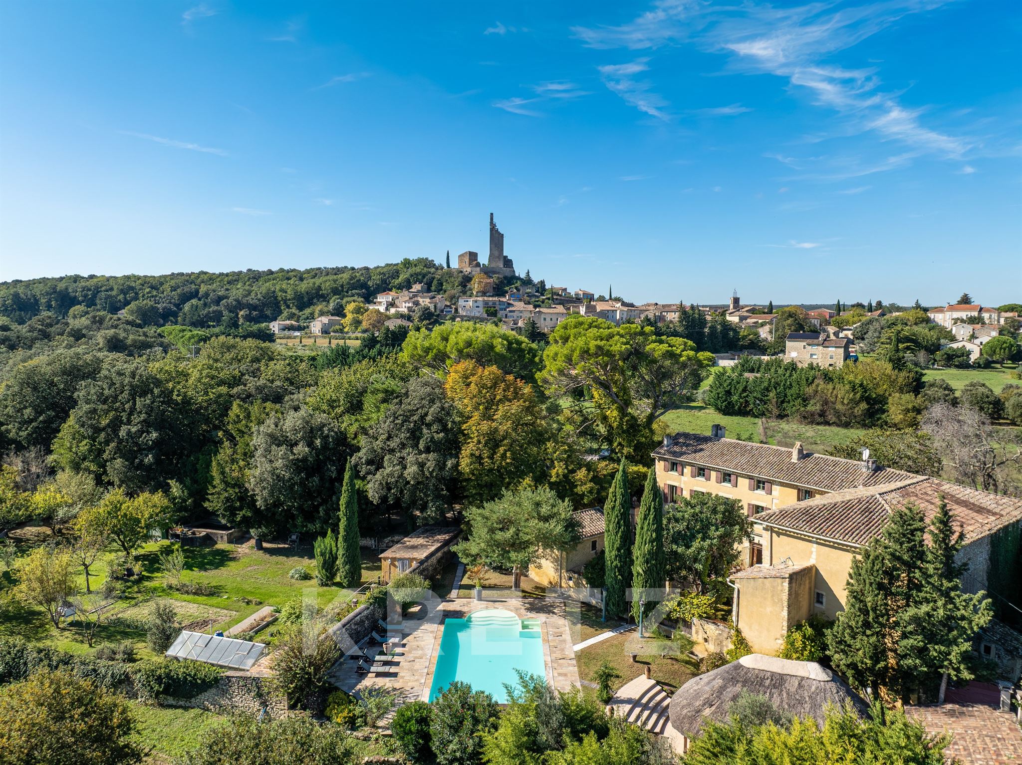 EXCLUSIVITÉ KRETZ - Propriété d'exception à vendre dans la Drôme Provençale
