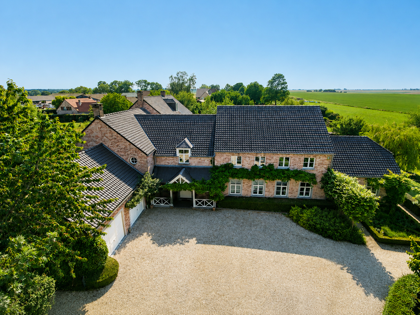 Exceptional Property with Swimming Pool and Views over a Natura 2000 Protected Area