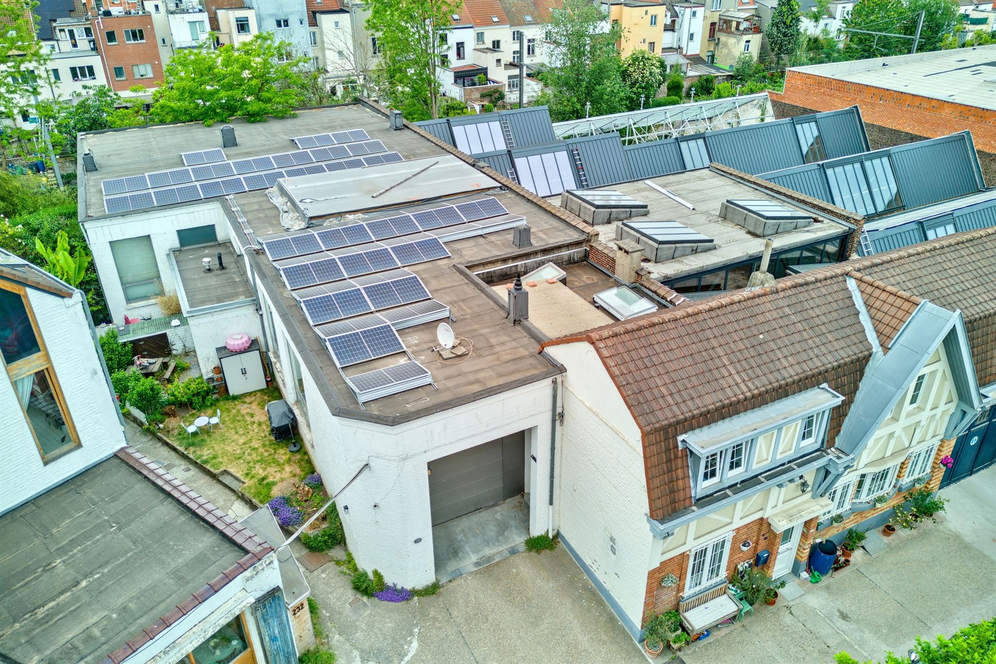 Exceptional loft inside a 700 m² courtyard block to be reinvented