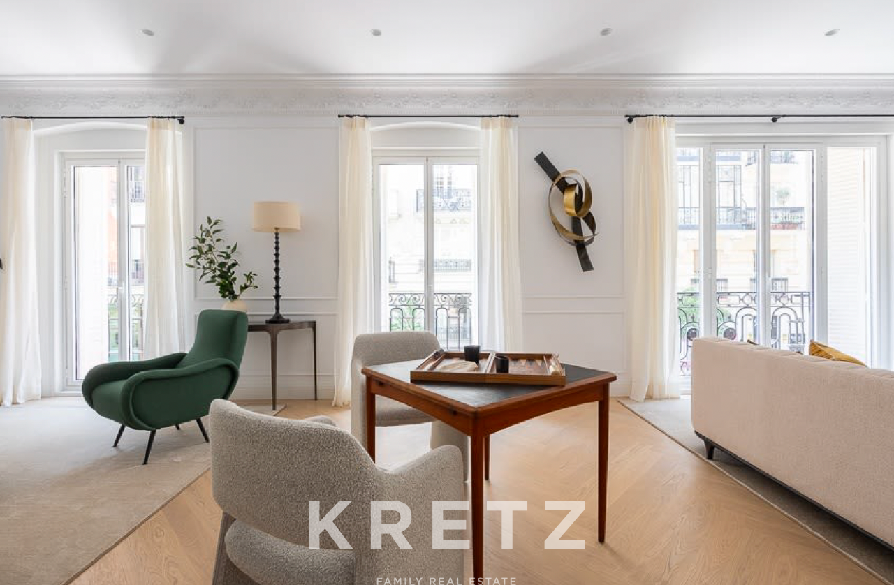 Spectacular apartment in classic building with 119m2 terrace