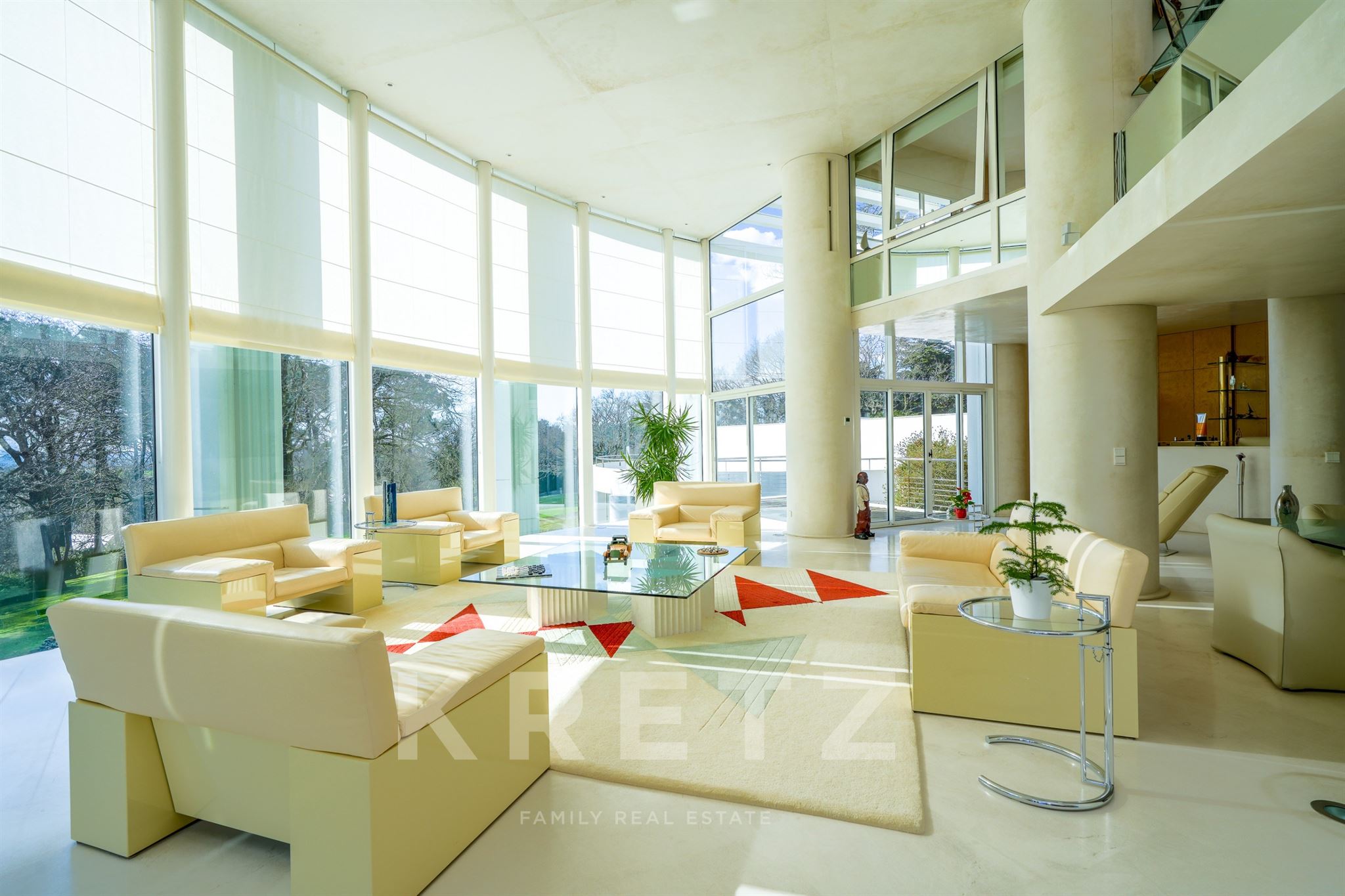 Prestigieuse Demeure Contemporaine de 872 m² sur un Domaine Boisé de Plus d’1 Hectare