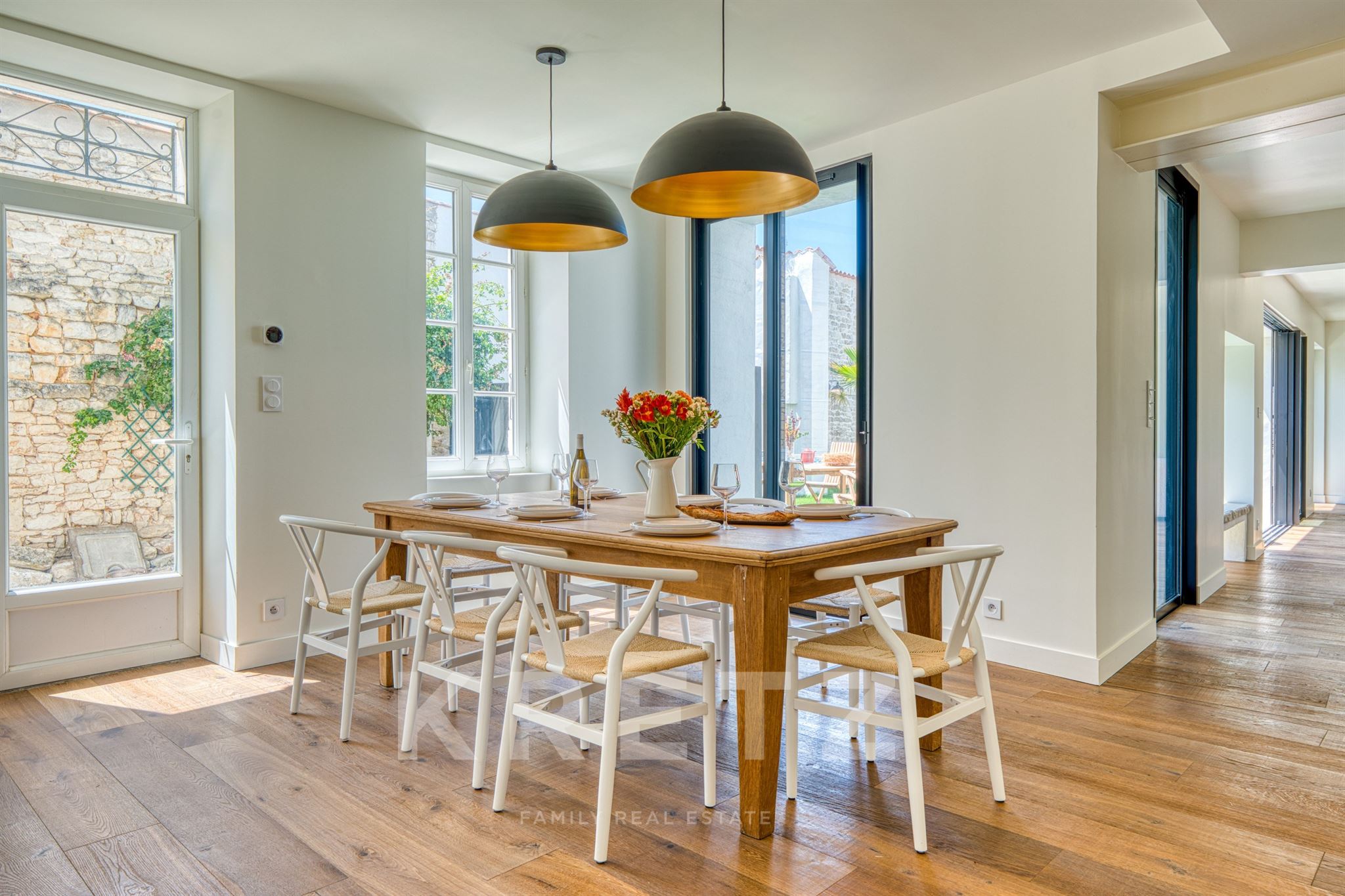 Renovated old house-Premium amenities-Pool and absolute peace and quiet