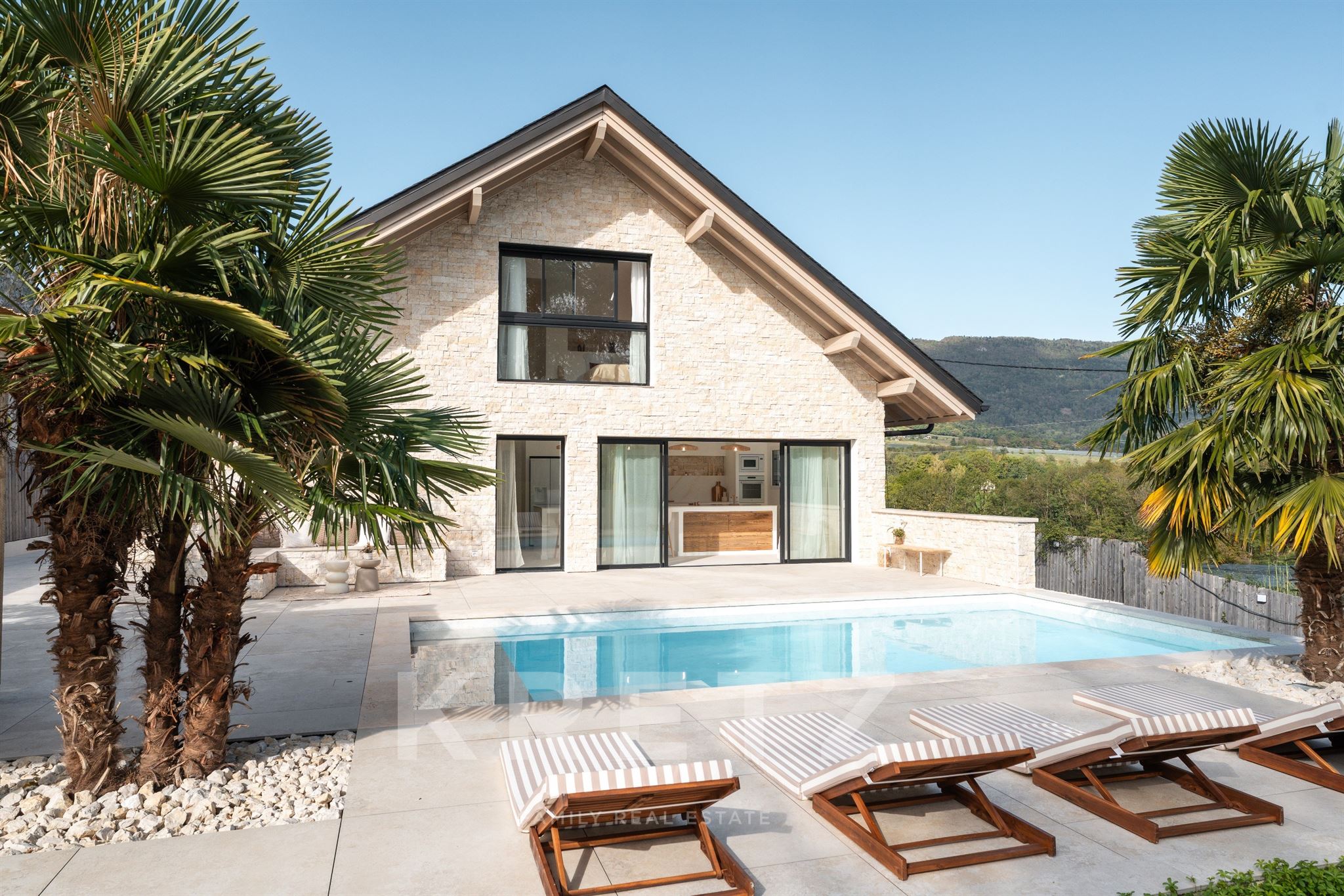 Espectacular propiedad contemporánea de obra nueva con vistas panorámicas — Chambéry | Kretz Real Estate