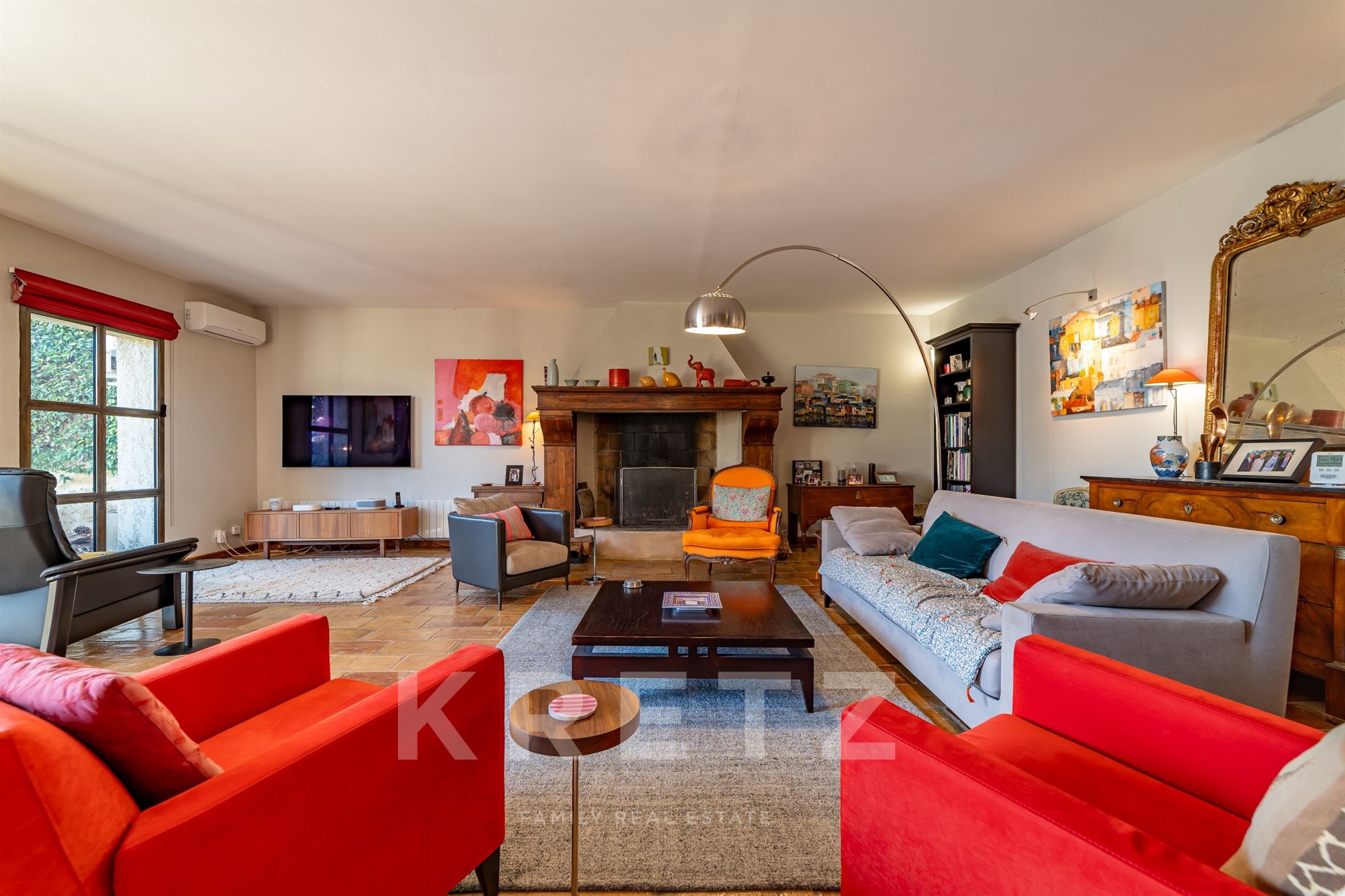 Casa de viticultor en piedra con piscina, 5 dormitorios, a 20 minutos al sur de Nîmes