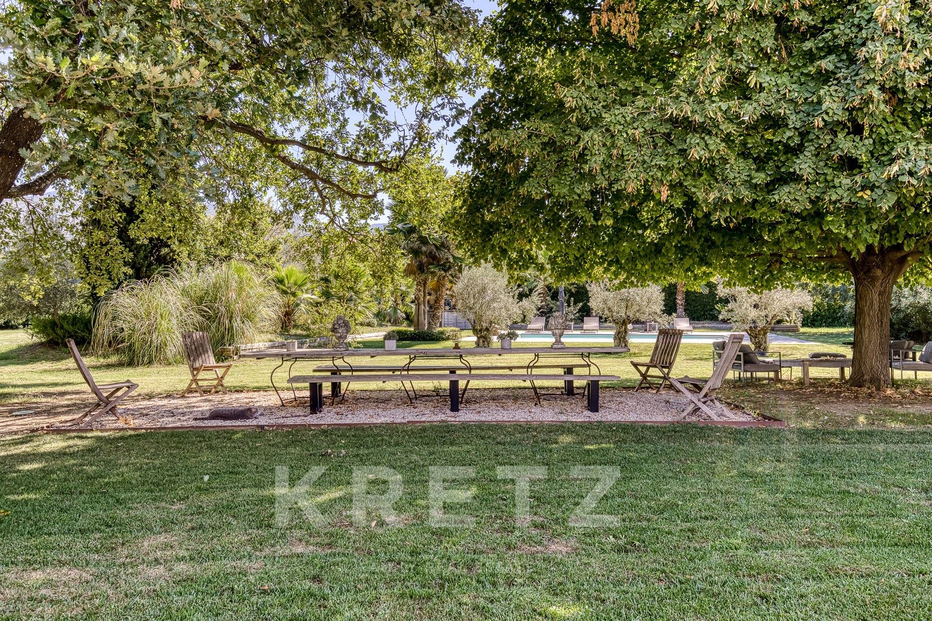 AUBAGNE – BASTIDE DE CHARME ENTIÈREMENT RÉNOVÉE | 215 m² | TERRAIN 4 300 m²