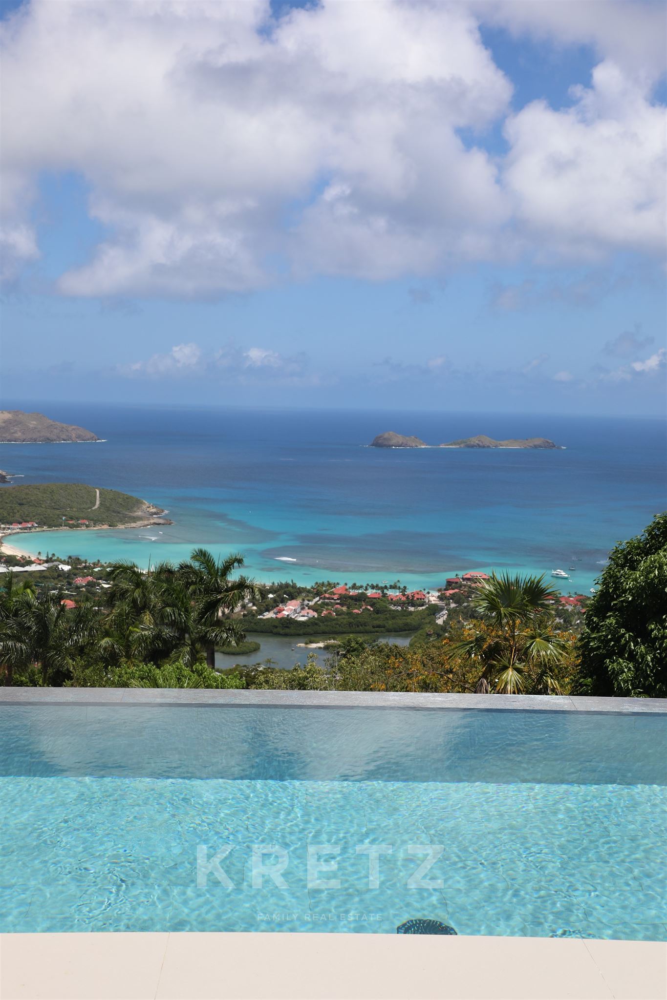 Villa with panoramic view of the islands