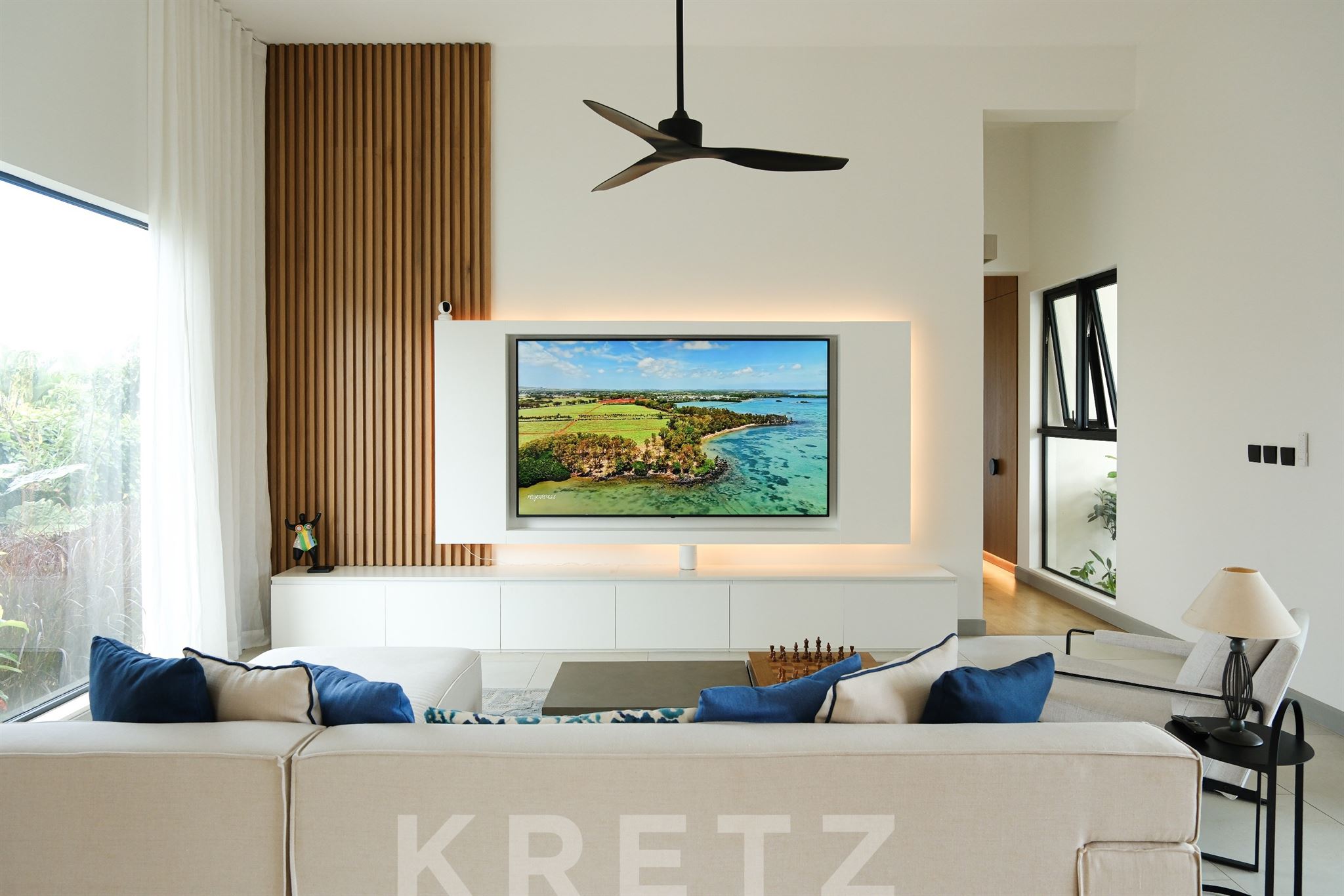 Contemporary villa in the heart of the Anahita golf course