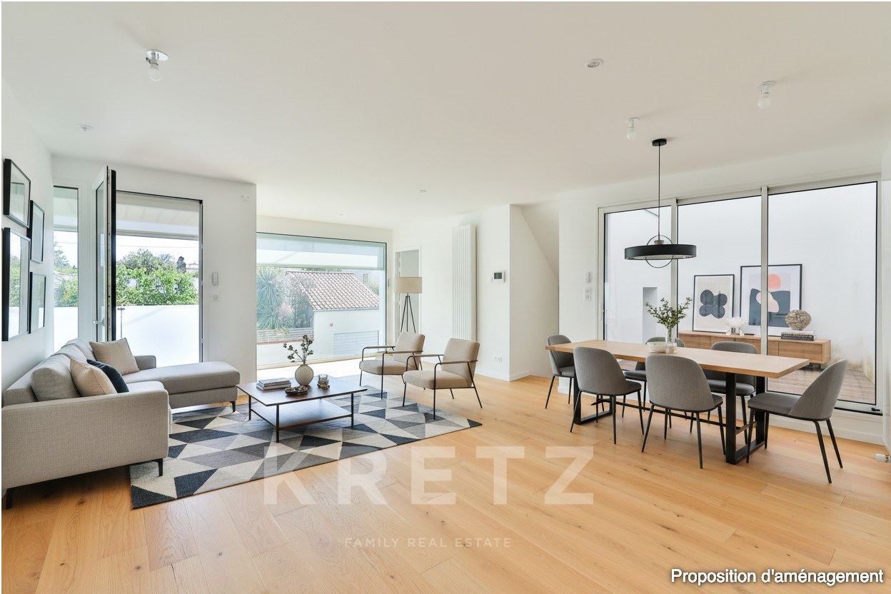 La Genette — Newly Built Architect-Designed Home with Elevator, Terrace and Garage