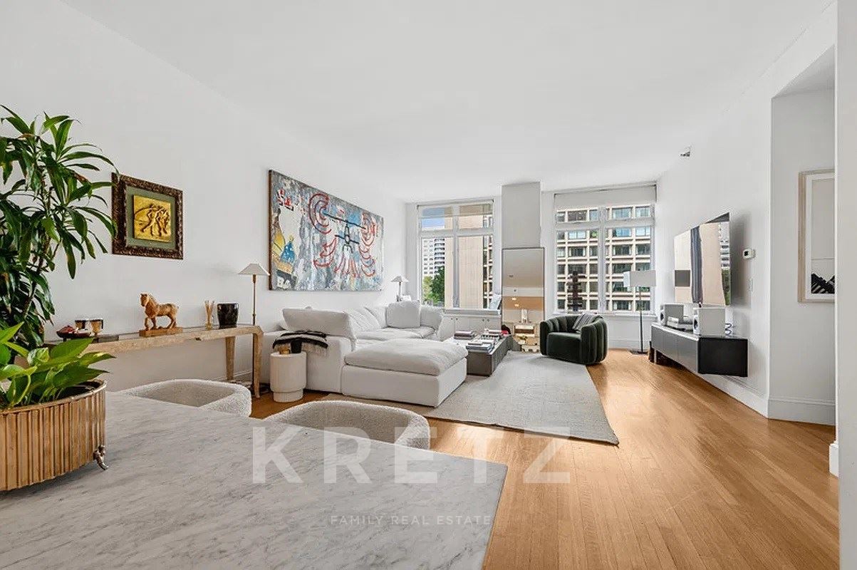 Chic Condo in the Heart of Soho
