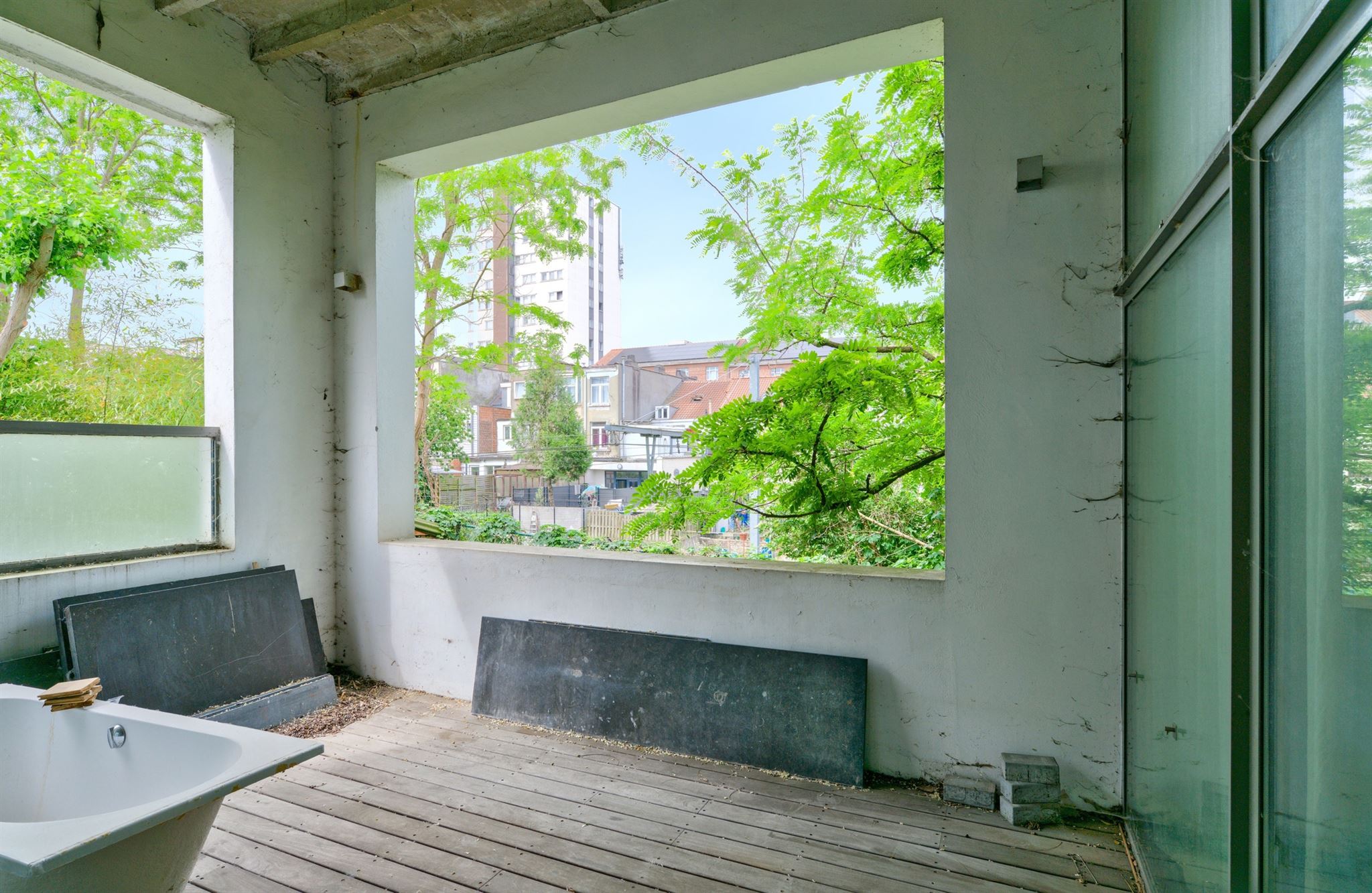 Exceptional loft inside a 700 m² courtyard block to be reinvented