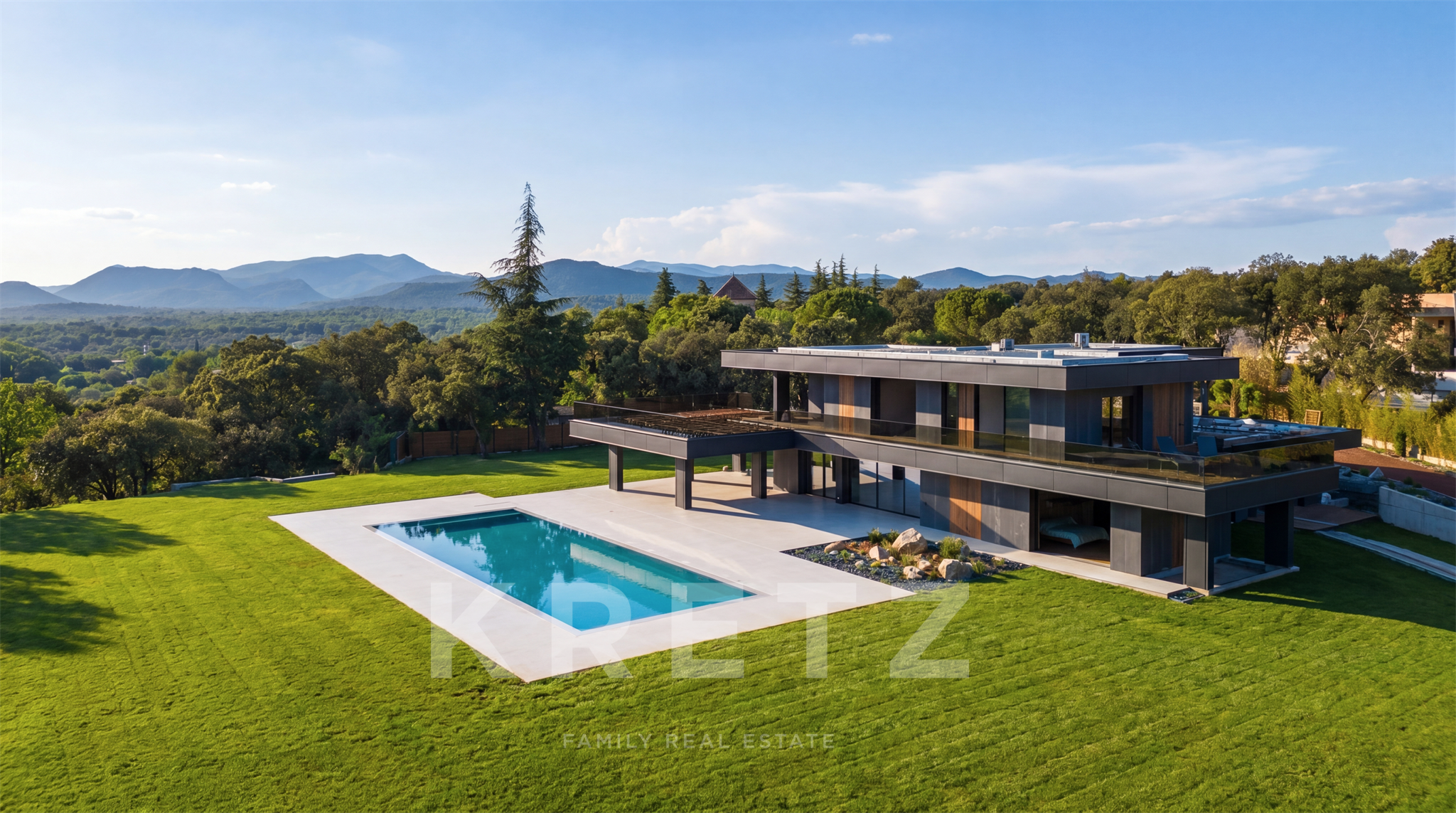 Ultra-contemporary 1000m2 villa with exceptional amenities