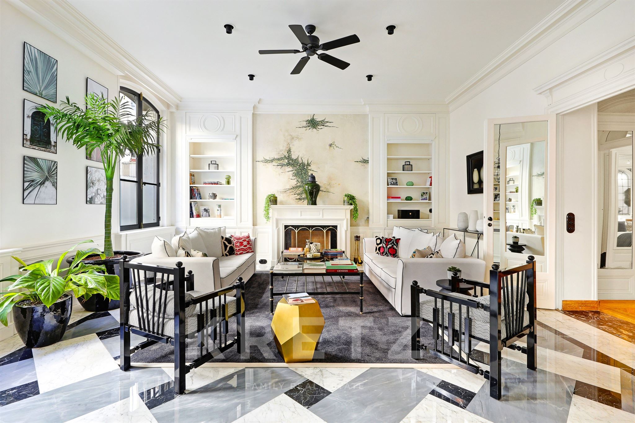 Paris 16th – OECD district – Reception apartment with winter garden