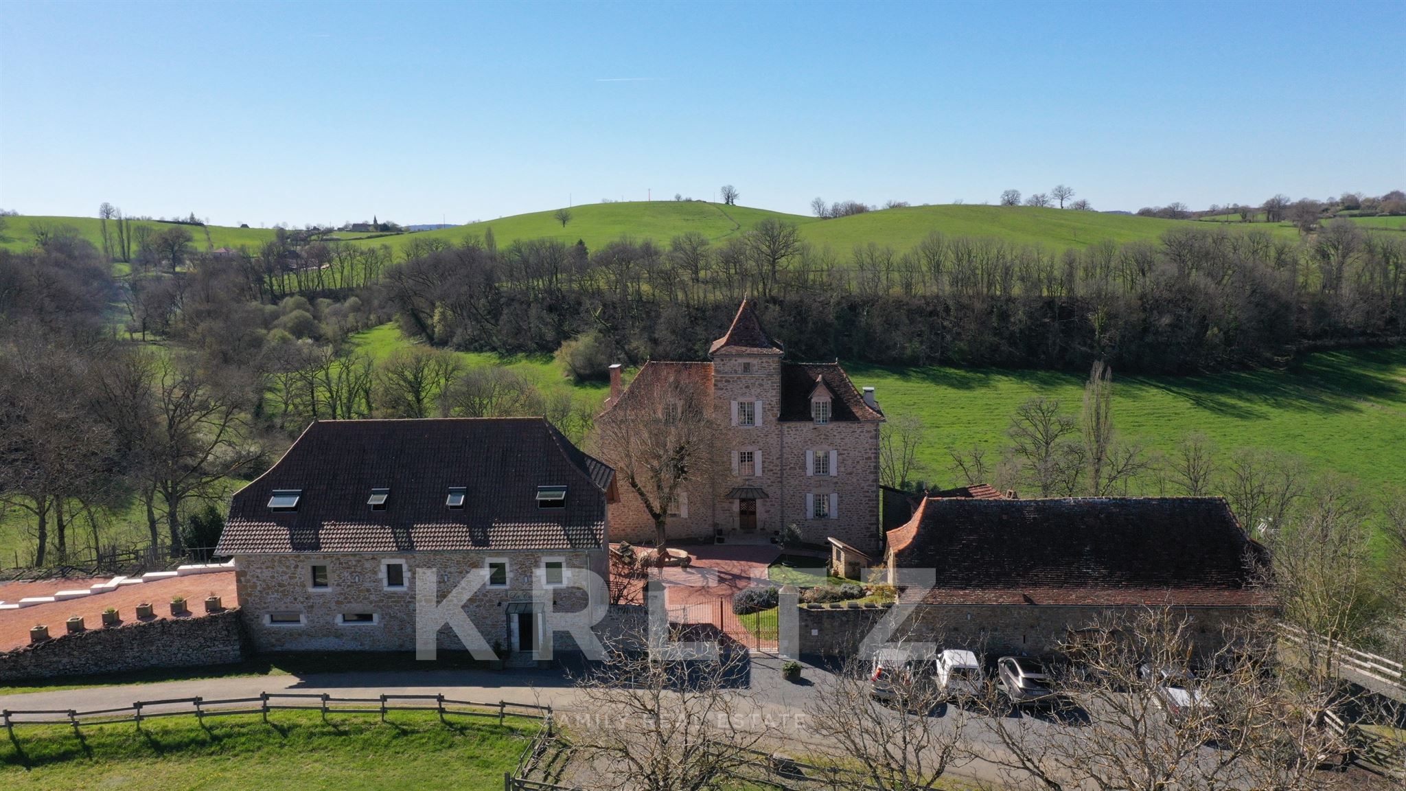 Domaine de 18Ha dans l'Aveyron avec une vue imprenable