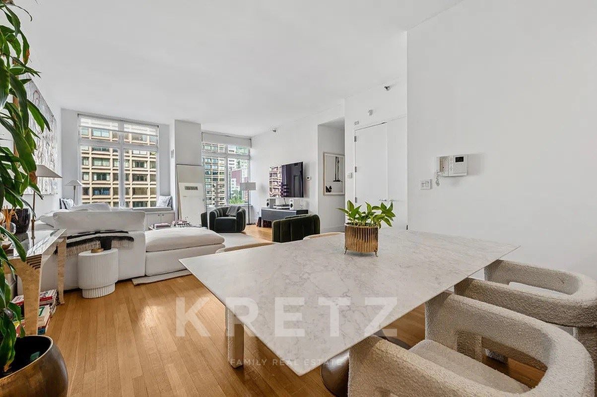 Chic Condo in the Heart of Soho