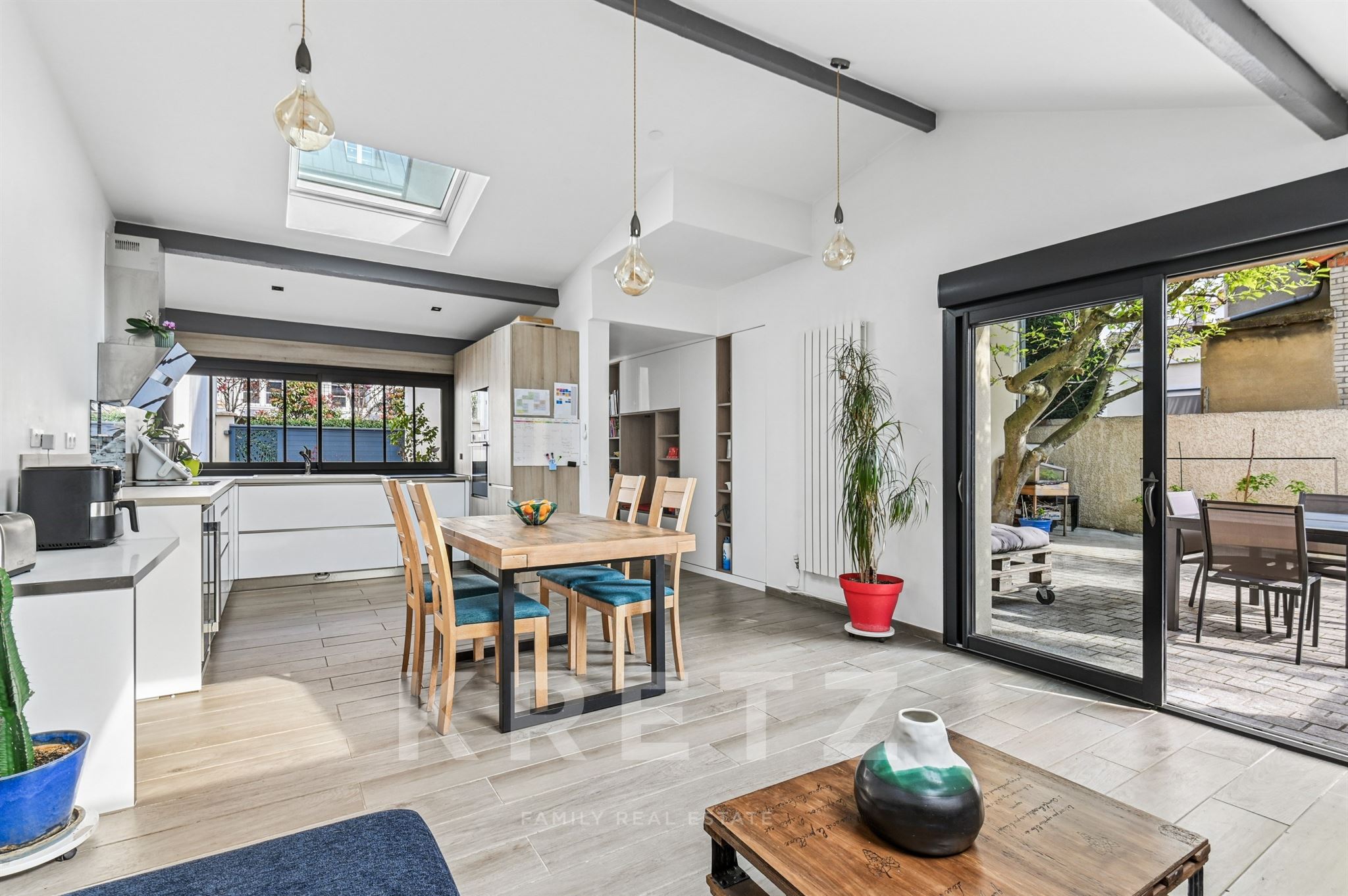 Maison familiale rénovée avec terrasses