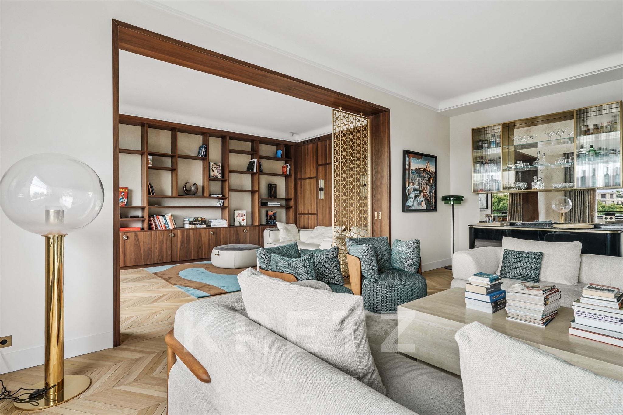Paris XVI – Reception Apartment in the Heart of Paris' OECD Diplomatic District