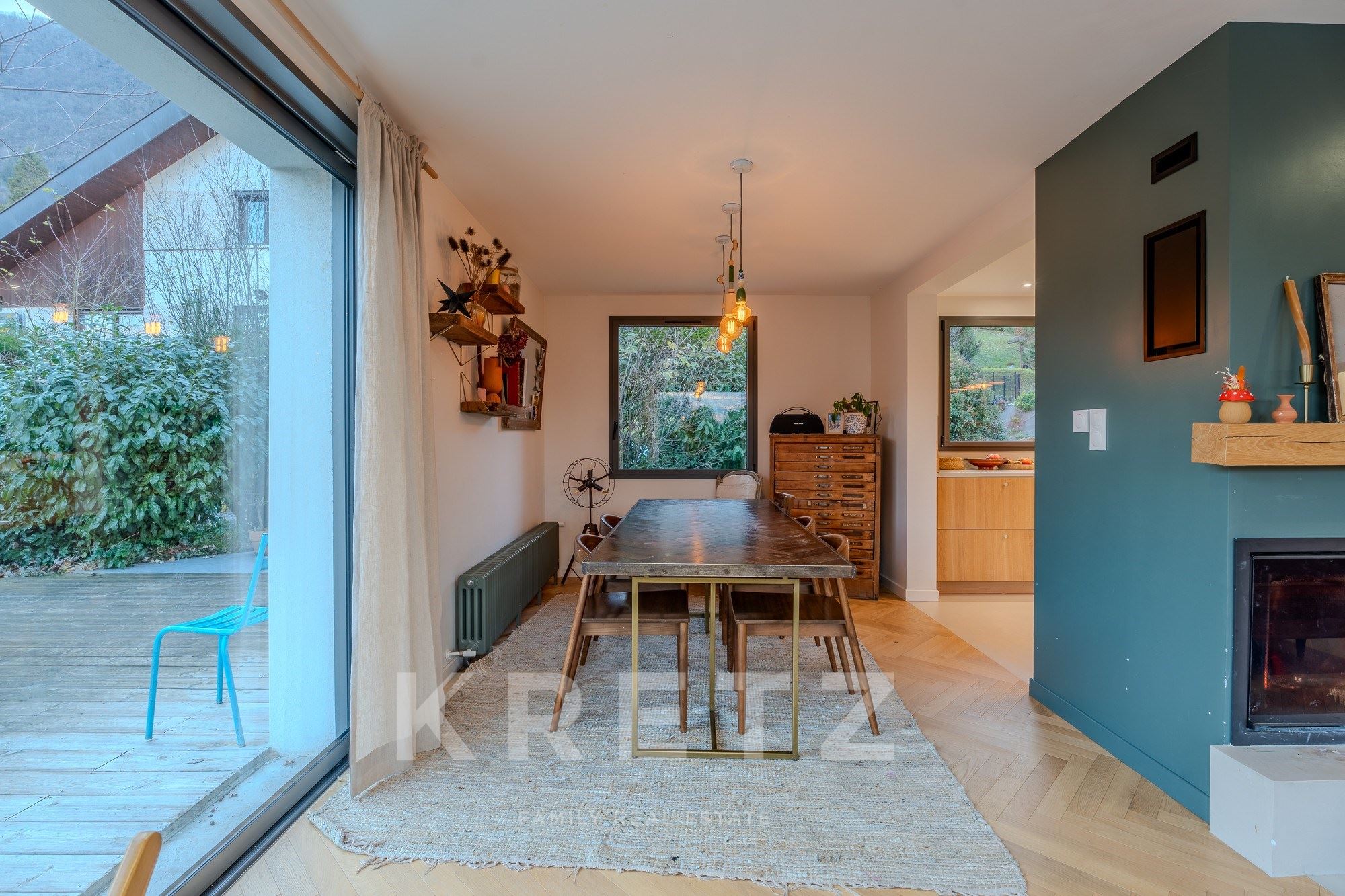 Annecy- Sevrier- Fully renovated villa with five bedrooms and a large flat plot