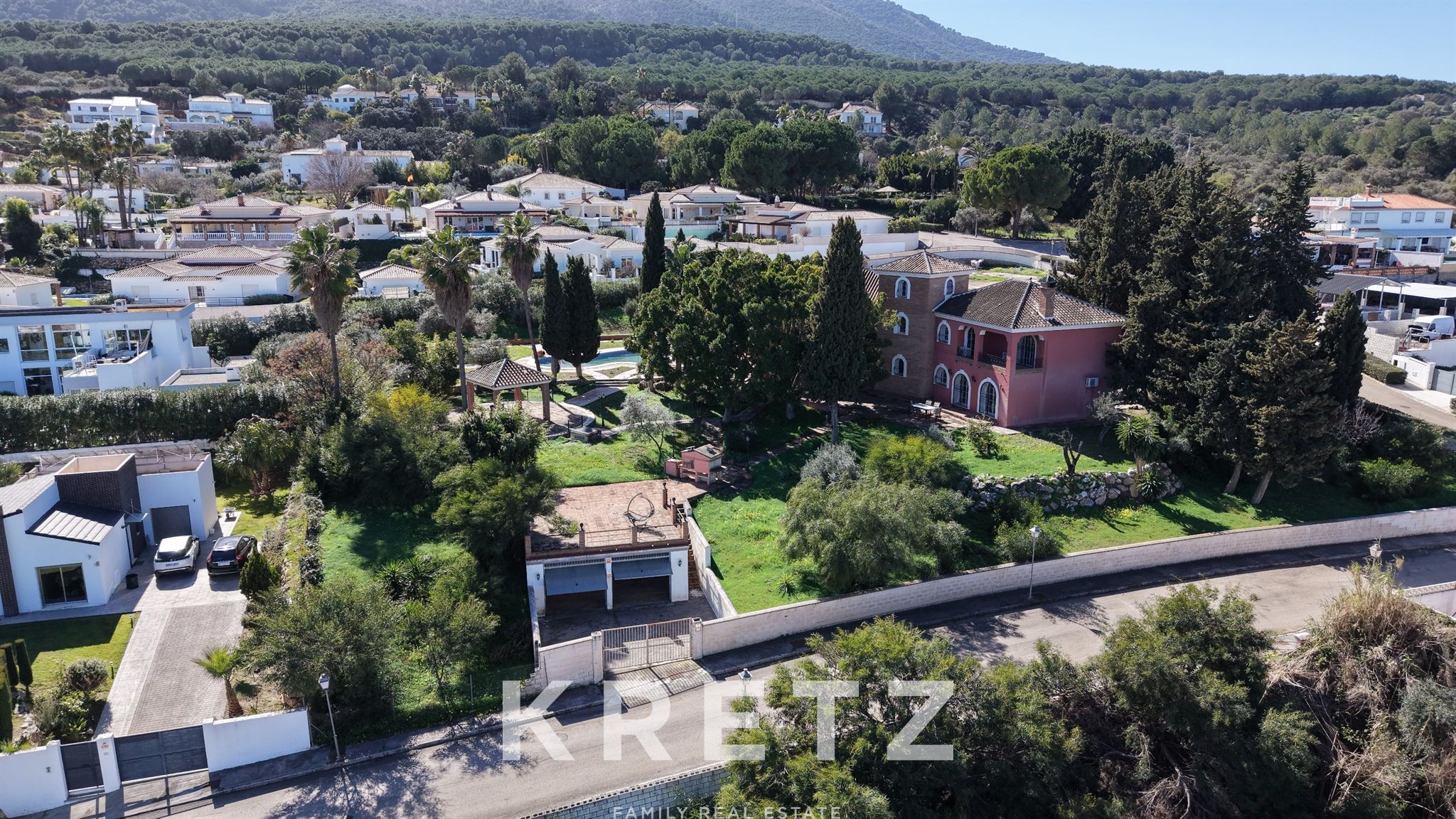 Exceptional villa with unique potential in Alhaurín el Grande