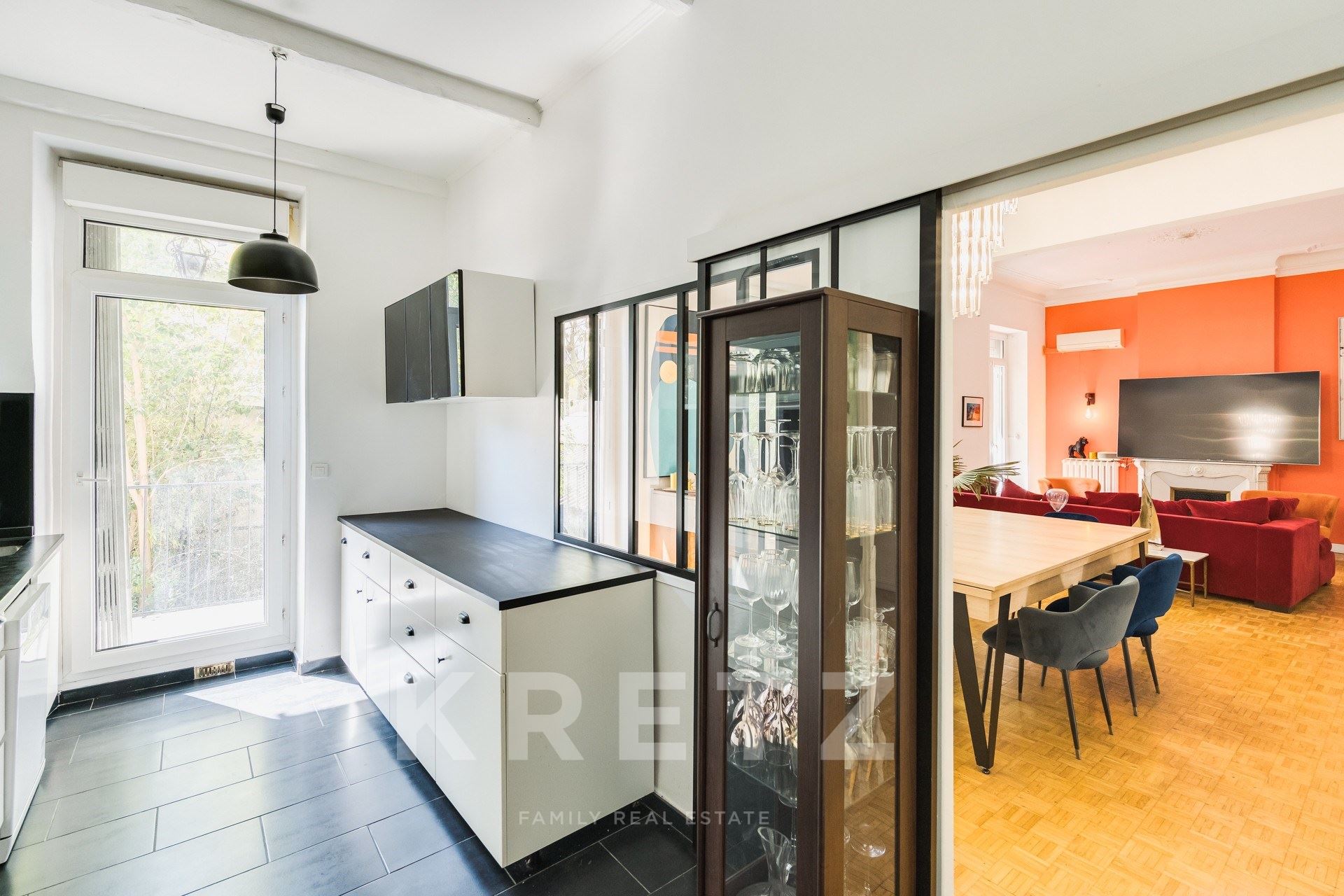 Castellane - élégant appartement de 146m2 bourgeois avec 2 balcons