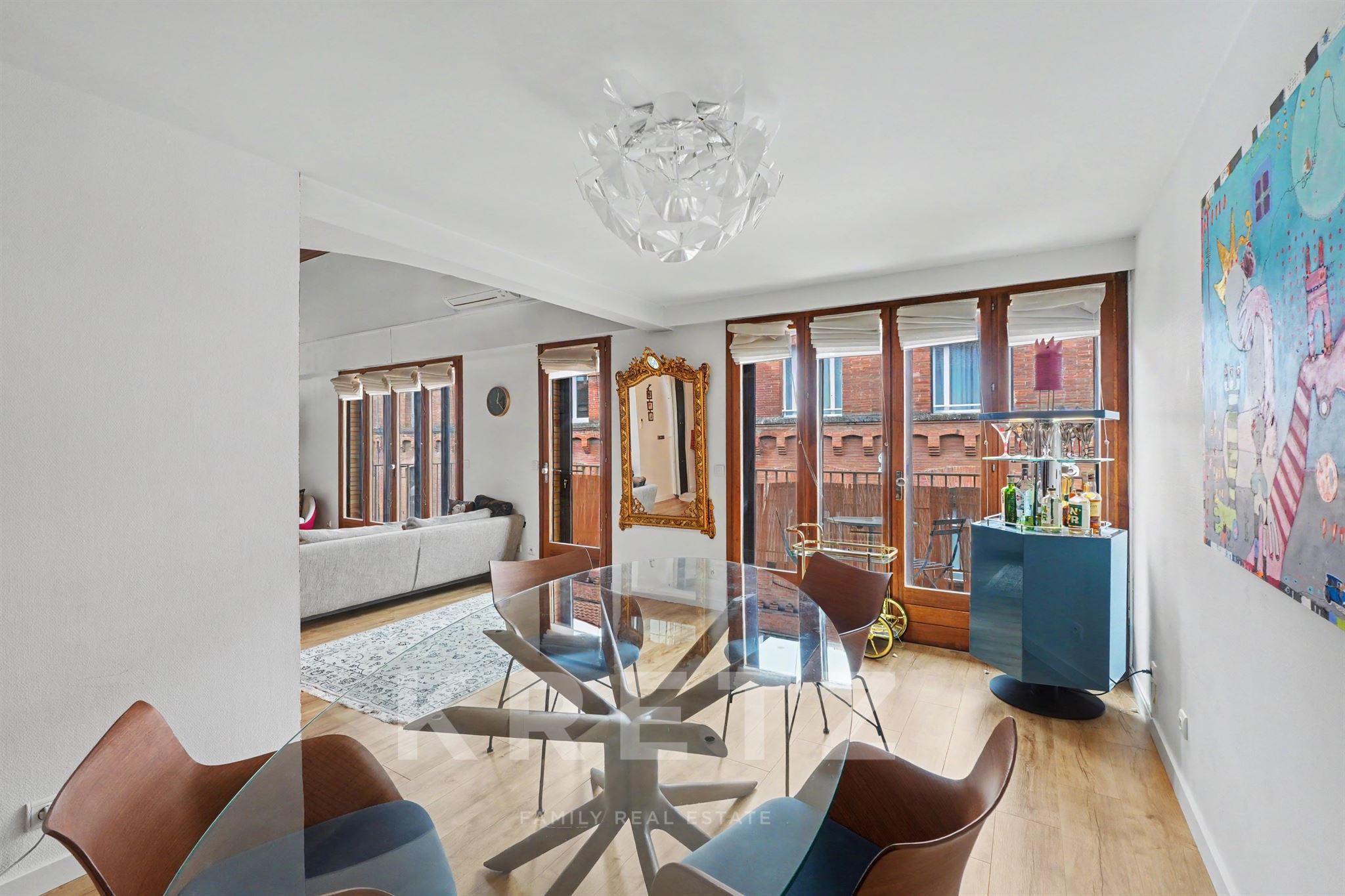 Duplex traversant T6, terrasse et balcons, ascenseur privé, Toulouse hyper-centre