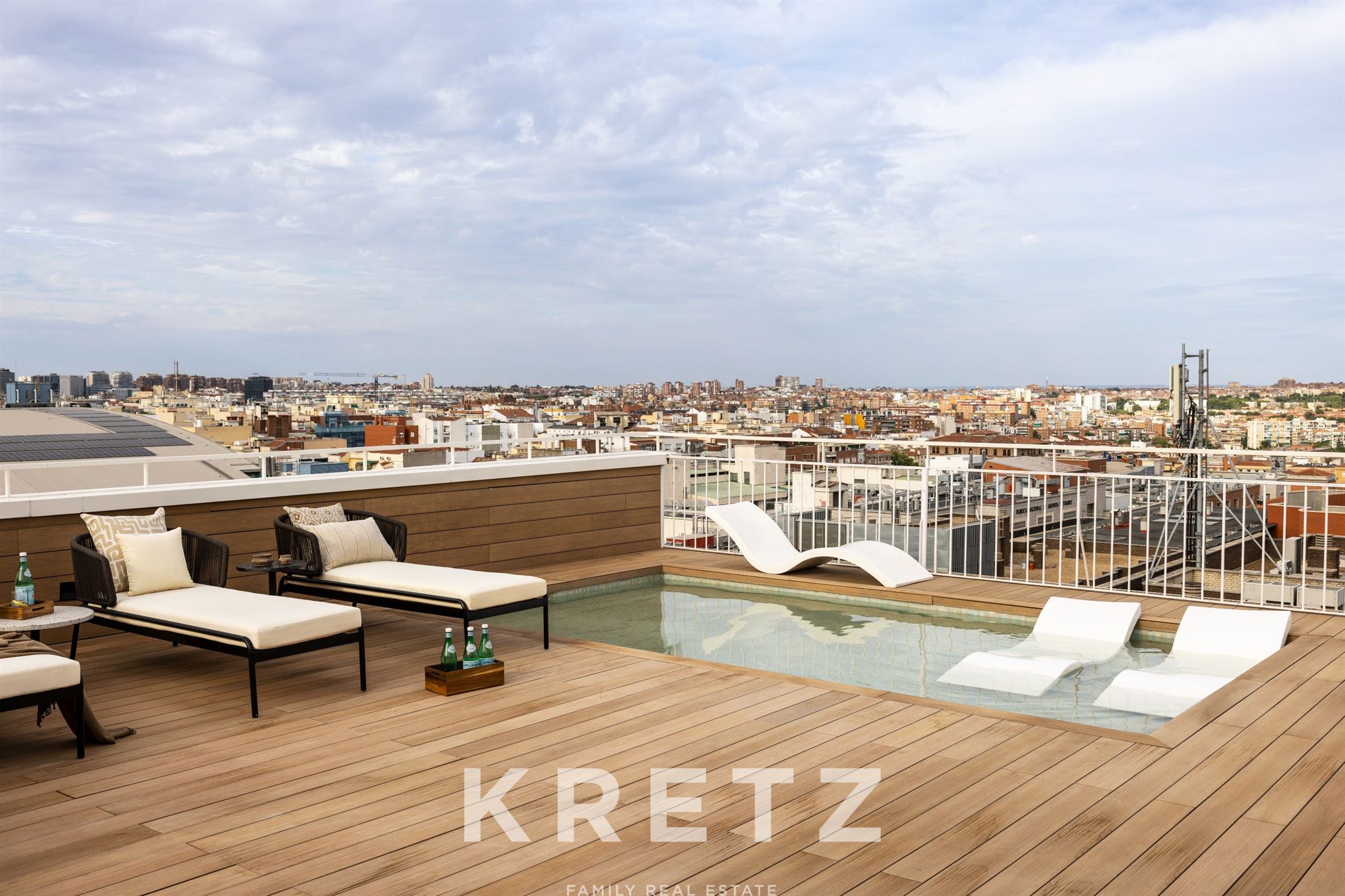 A dream penthouse touching the Madrid sky