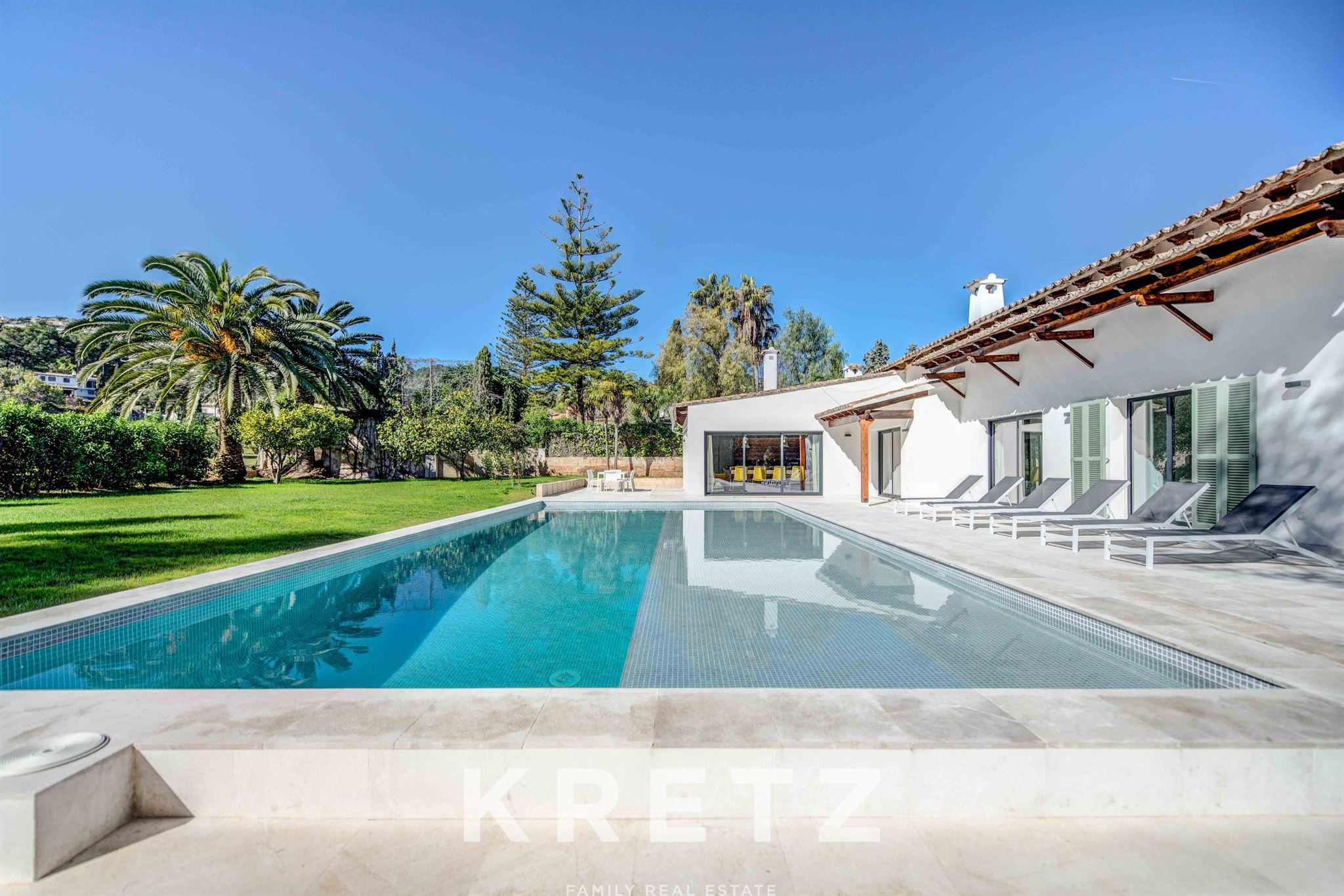 Contemporary villa renovated with exceptional views of Son Vida golf course, Palma de Mallorca