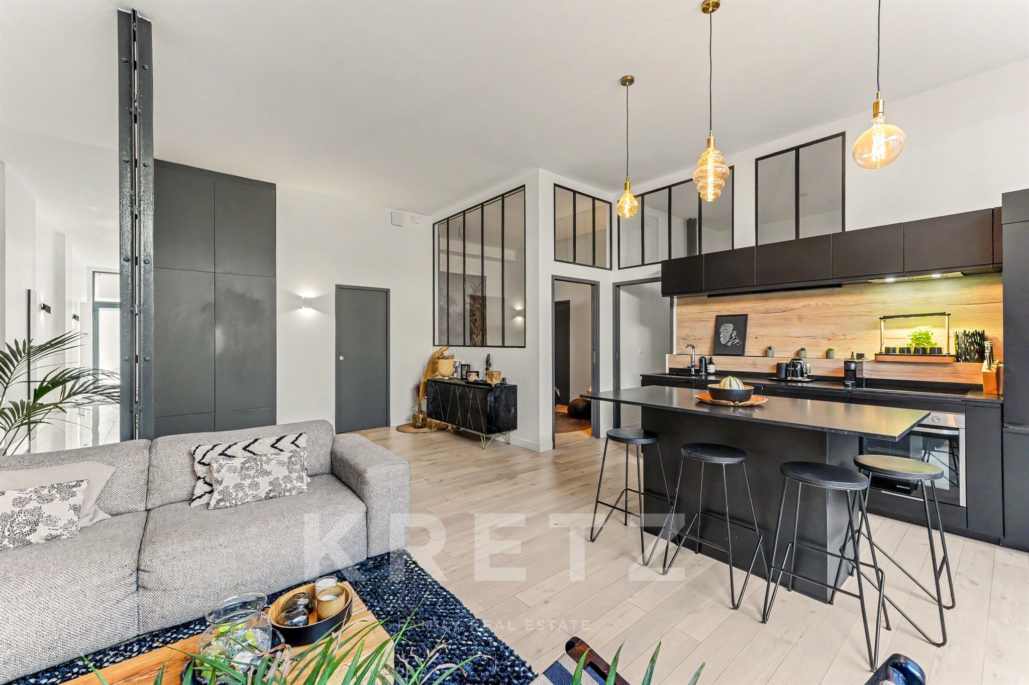 EXCLUSIVITÉ KRETZ FAMILY REAL ESTATE — LOFT CONTEMPORAIN AVEC PATIO — TOULOUSE BONNEFOY