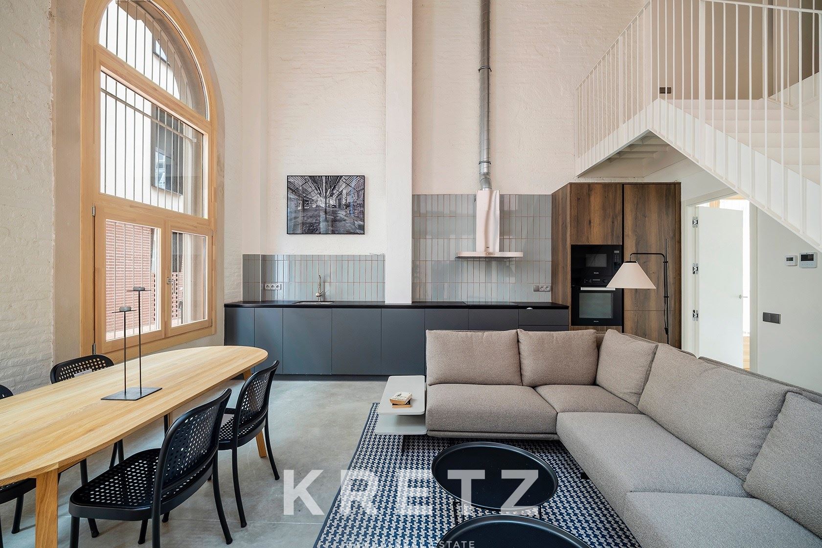 Duplex Loft with 7-Metre Ceilings and Private Patio in the Historic Can Ricart Factory