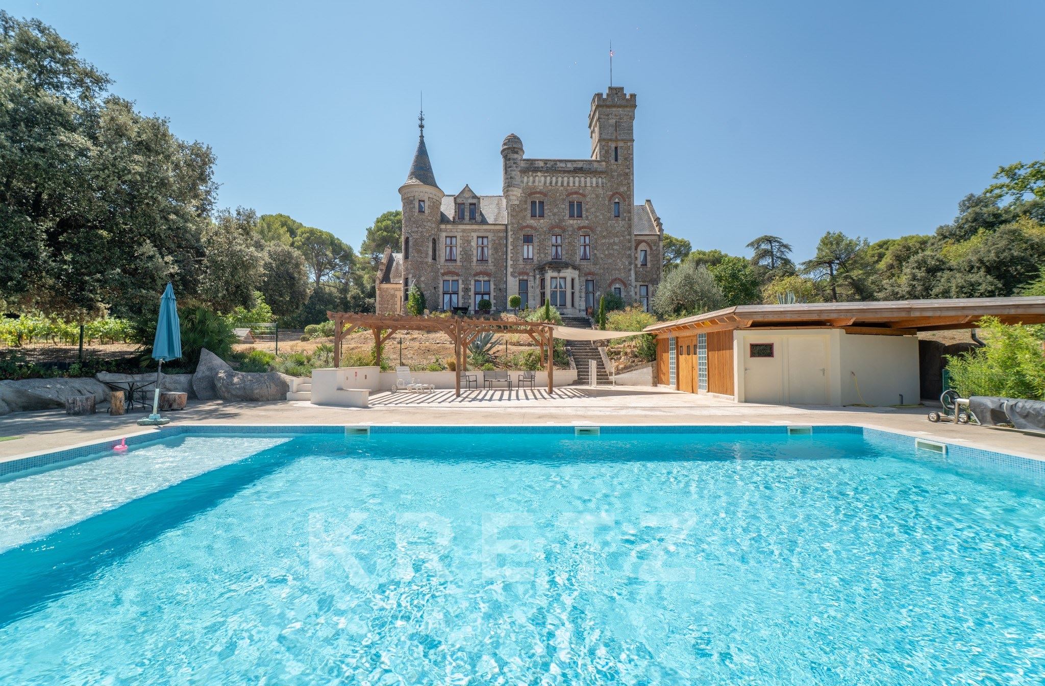 Château du XIXe siècle – Domaine d’exception au cœur du Languedoc