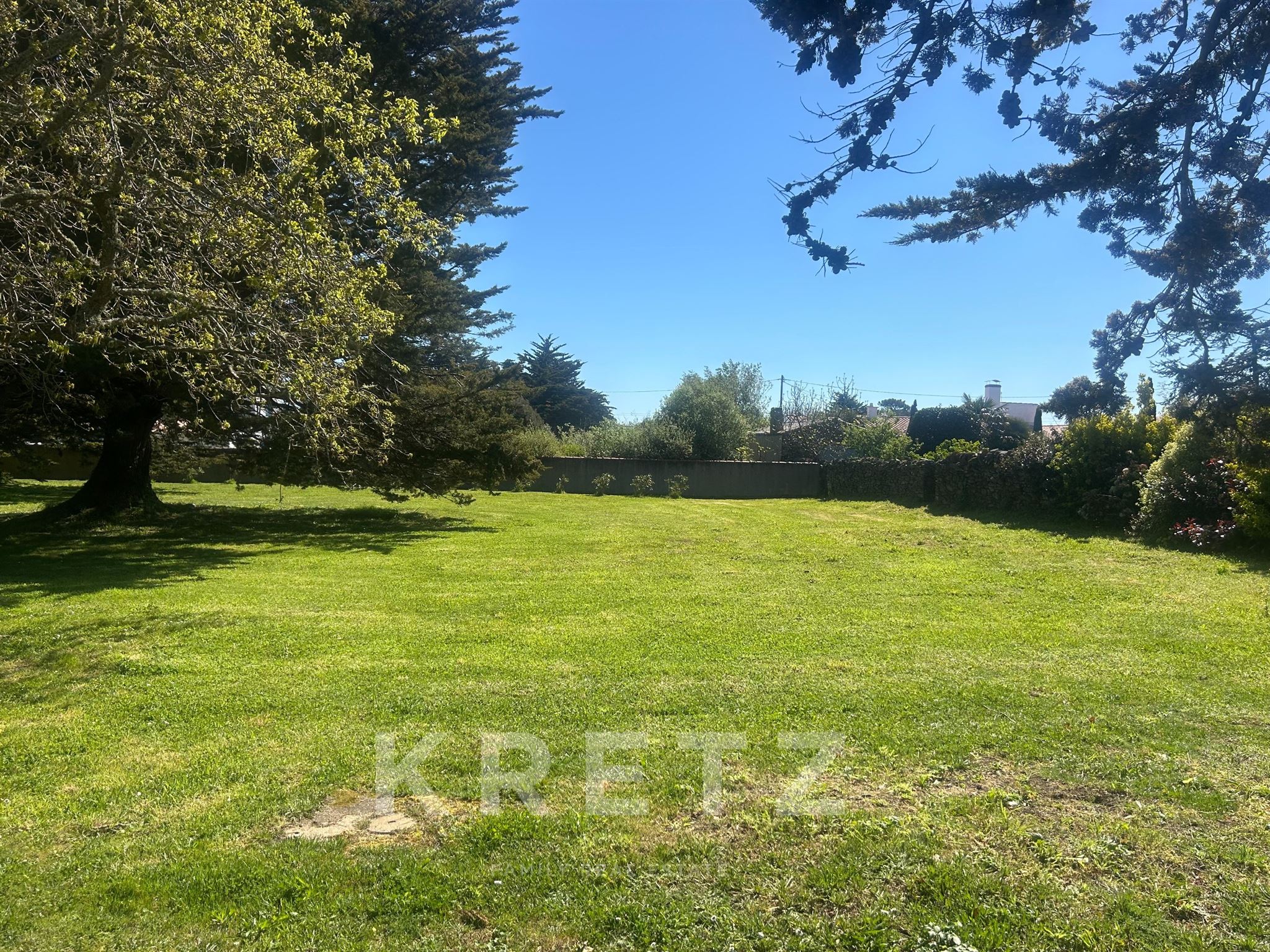 A Rare Opportunity on Île d’Yeu: Build Your Dream Home in an Exceptional Natural Setting !